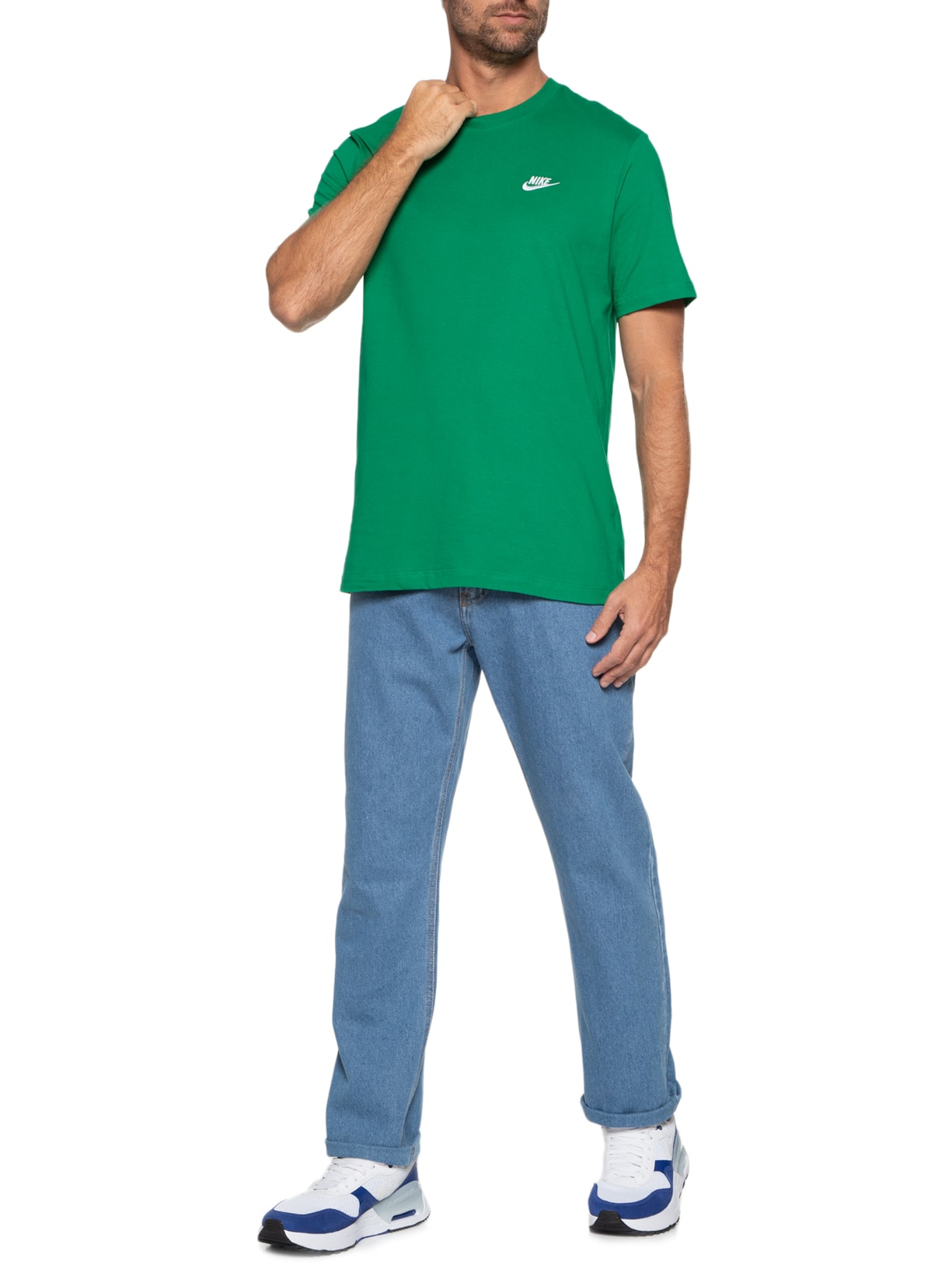 Camiseta Masculina Sportwear Club Manga Curta Verde Nike