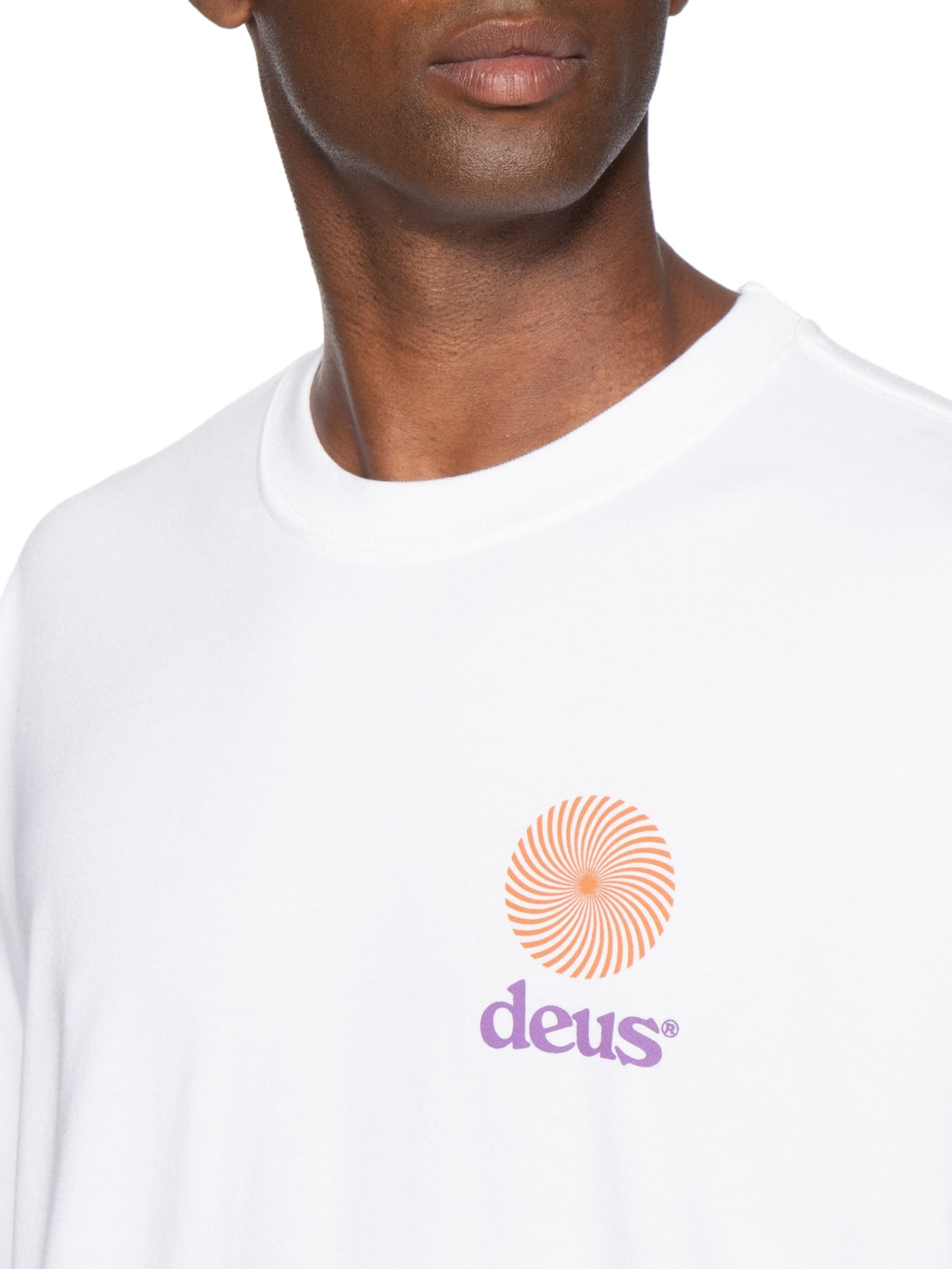 Camiseta Masculina Strata – Branco Deus Ex Machina