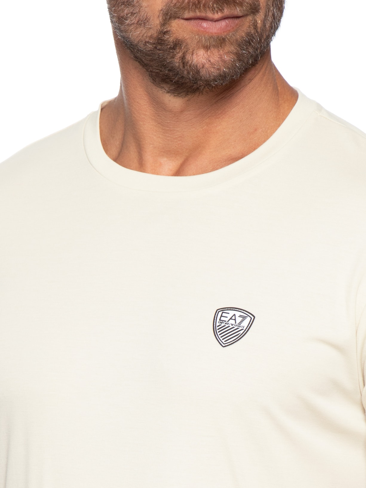 Camiseta Masculina Train Premium Shield – Off White Ea7 Emporio Armani