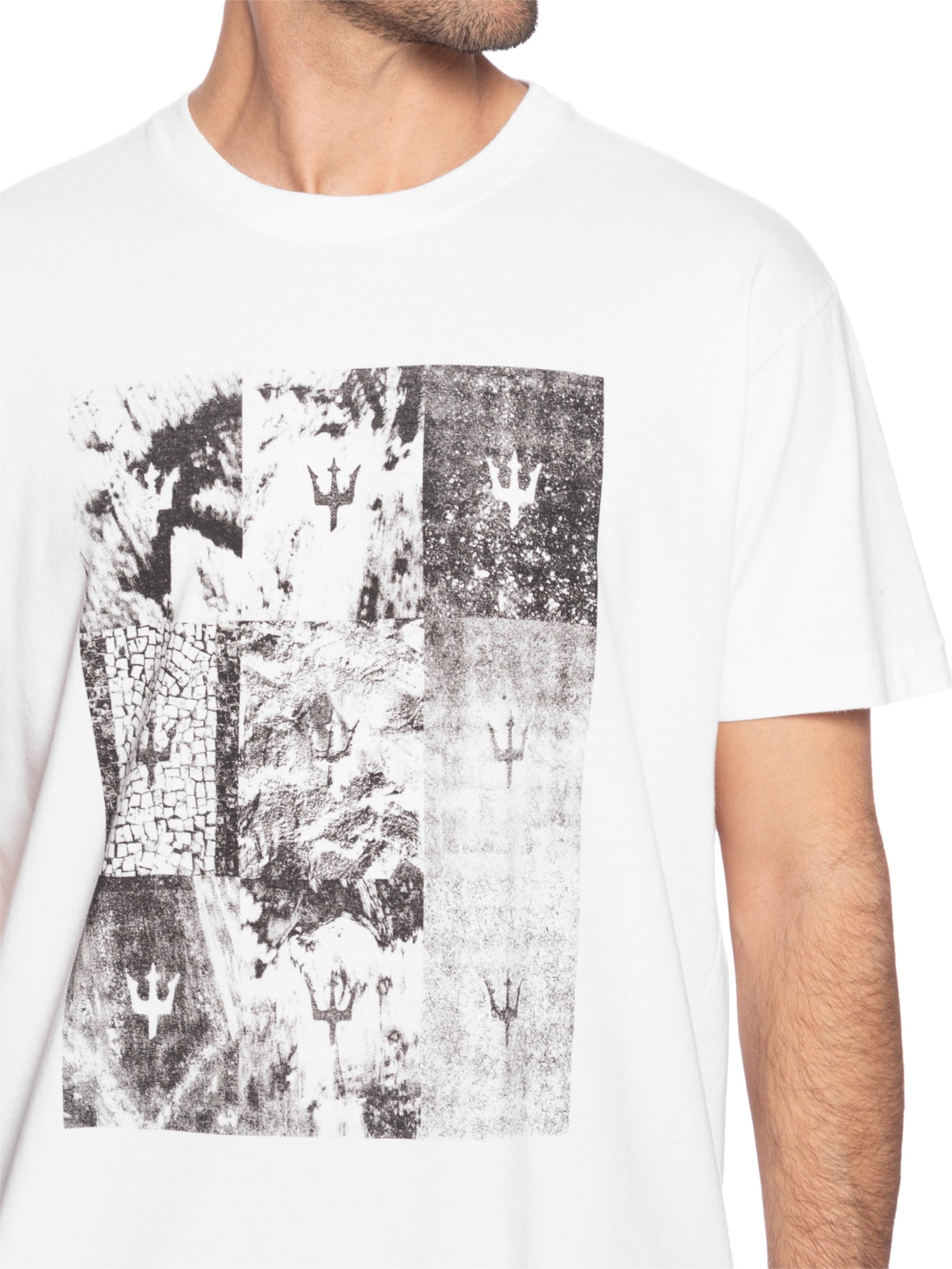 Camiseta Masculina Vintage Tridente Areia 02 Manga Curta Branco Osklen