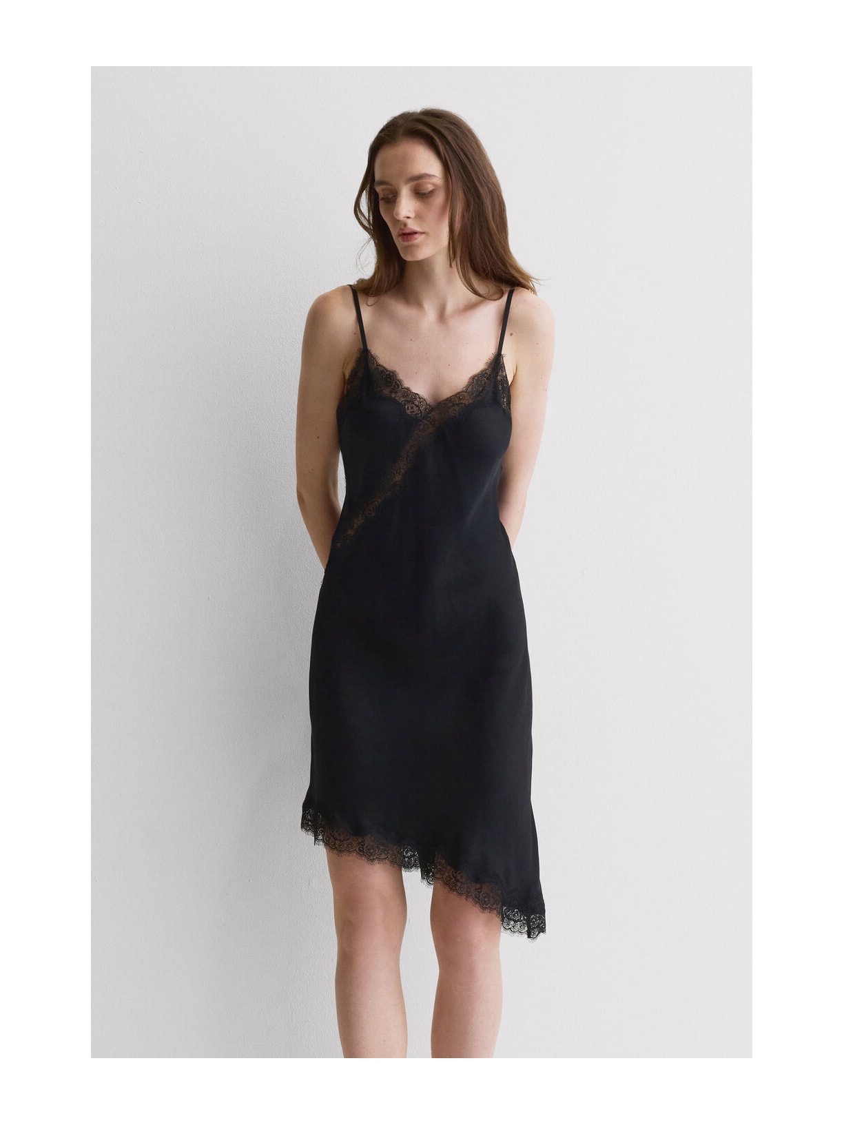 Camisola Assimétrica Em Viscose e Renda Preto Intimissimi