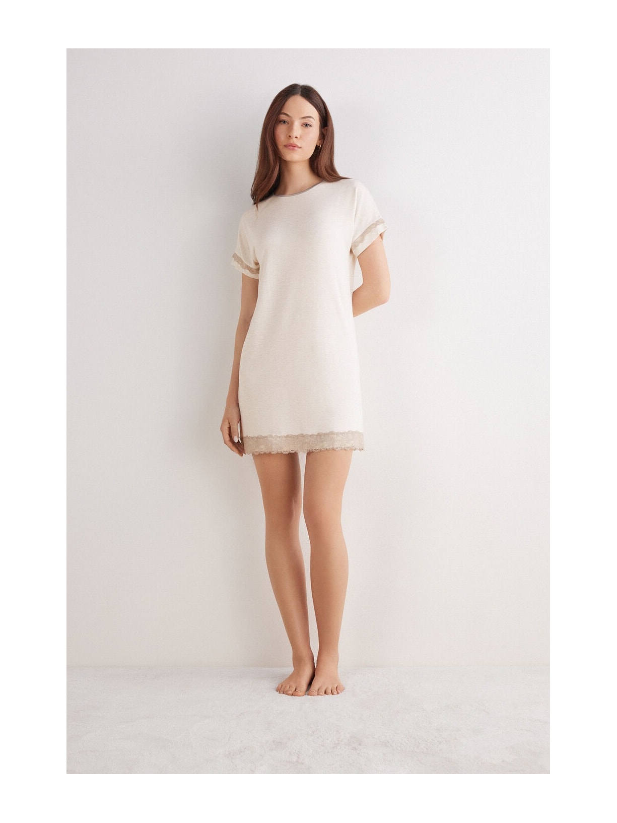 Camisola De Manga Curta Com Detalhes Em Renda Off-White Intimissimi