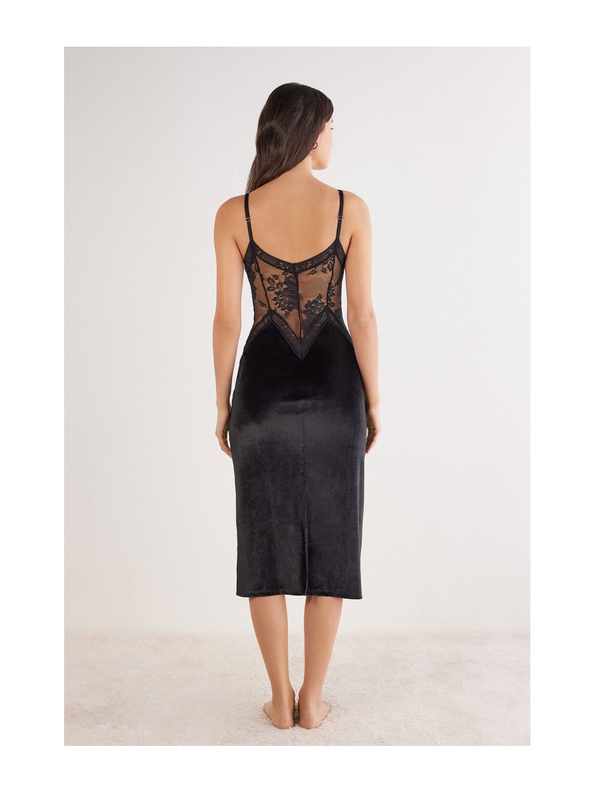 Camisola Longa Em Veludo e Renda La Femme Fatale Preto Intimissimi