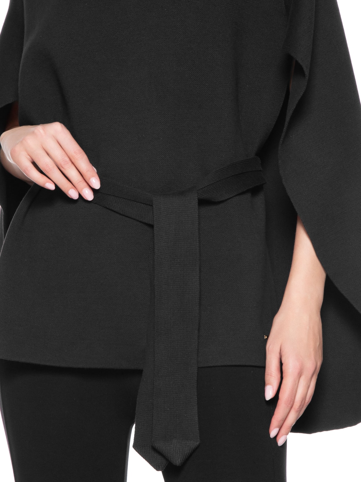 Capa Feminina Mininal Com Cinto Preto Anselmi