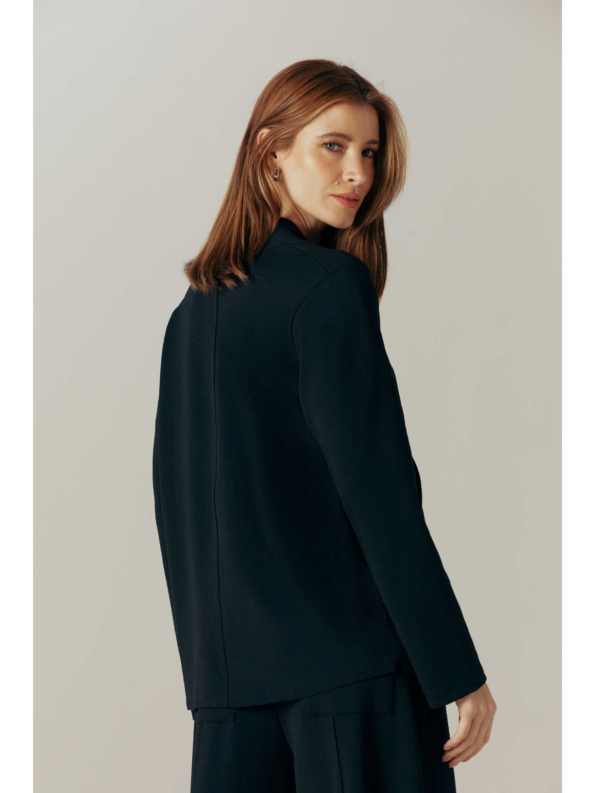 Casaco Alongado Preto Betina Yogini