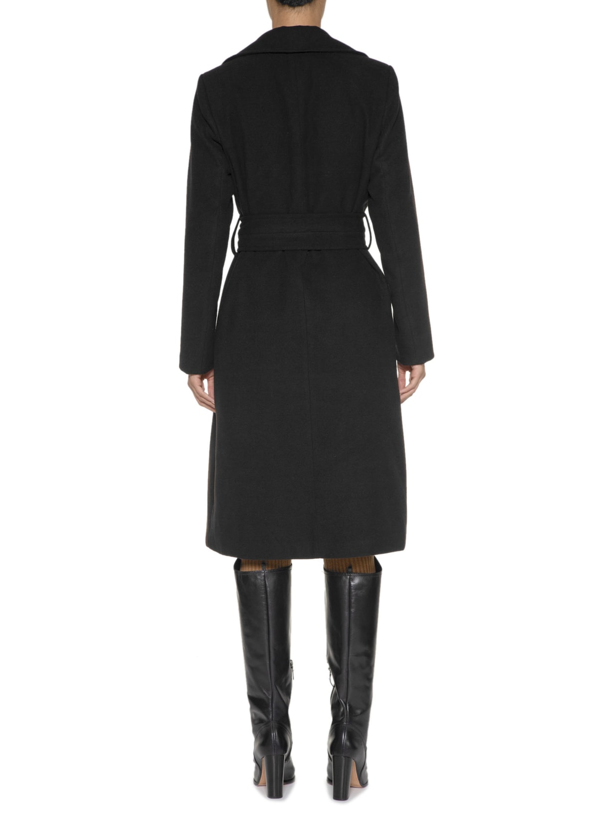 Casaco Feminino Martin Preto Carol Bassi