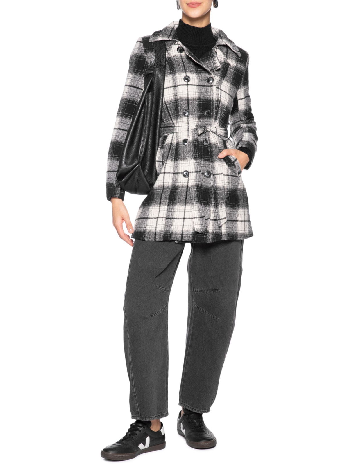Casaco Feminino Xadrez Com Faixa Preto Basiq