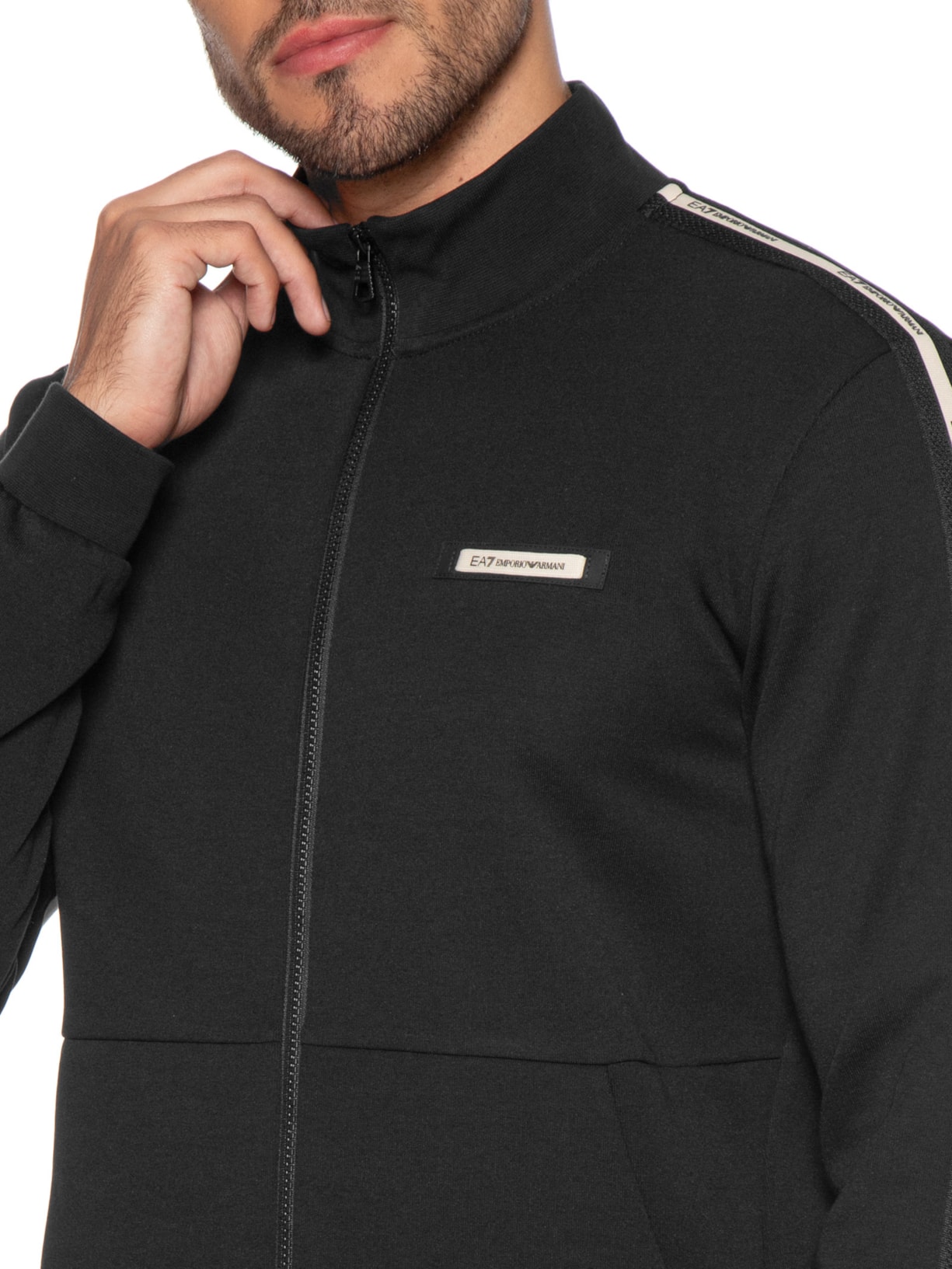 Casaco Masculino Train Logo Tape Preto Ea7 Emporio Armani