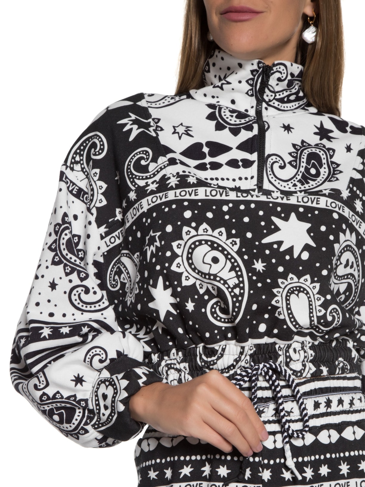 Casaco Moletom Estampa Paisley Love Preto Dress To