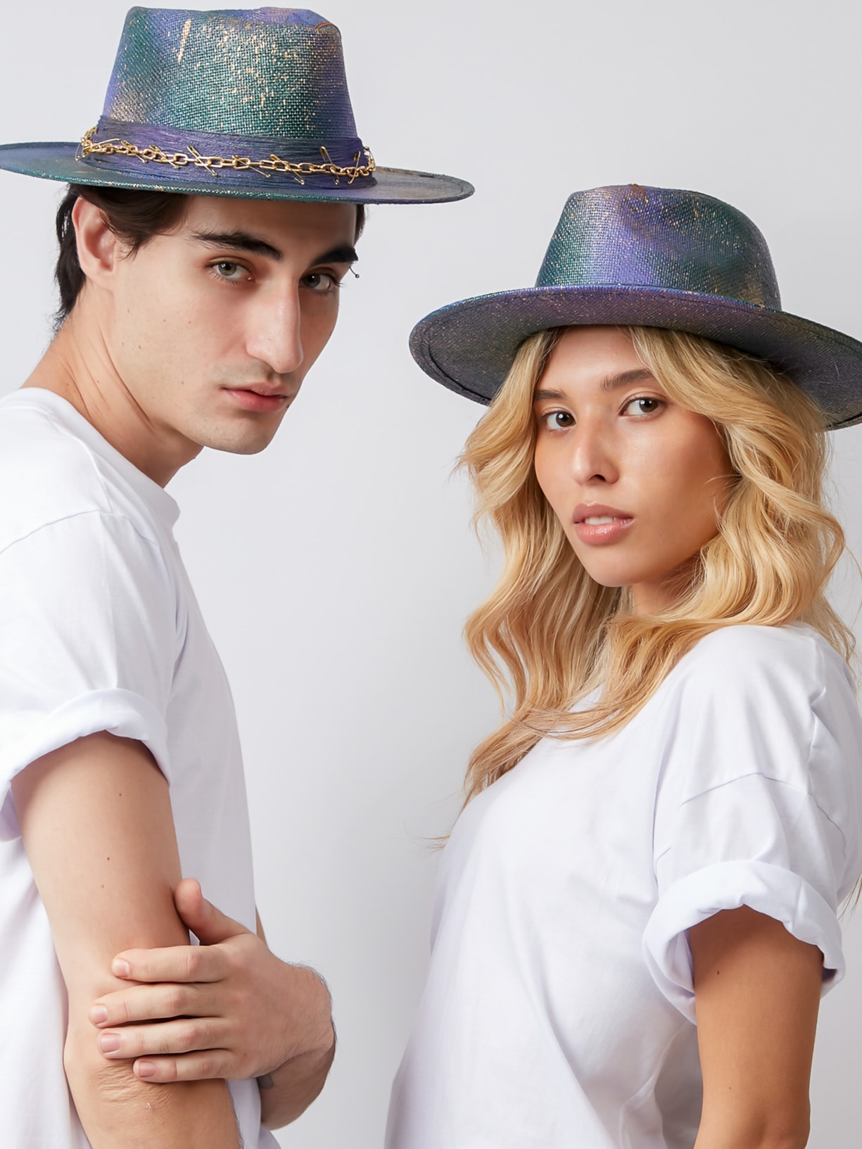 Chapéu Feminino Panamá Tie-dye Com Sisal E Corrente Roxo Âmmbar