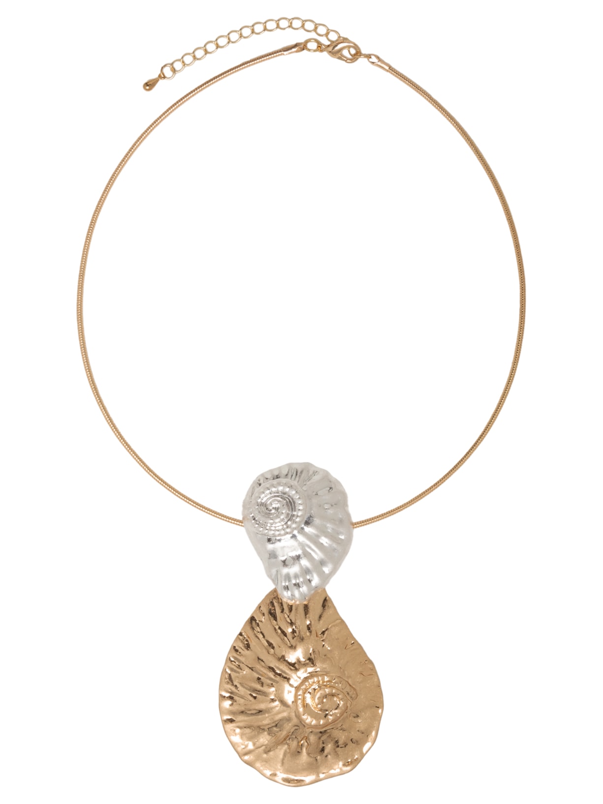 Colar Feminino Choker Com Pingente de Conchas - Dourado