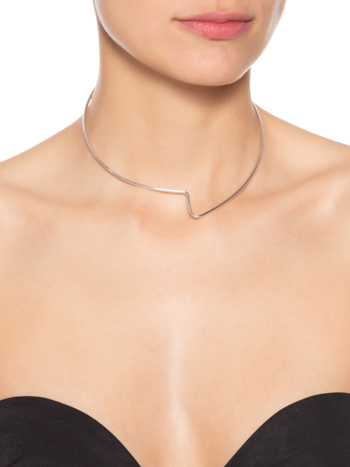 Colar Feminino Choker Ponta Prateado Andressa Delamuta