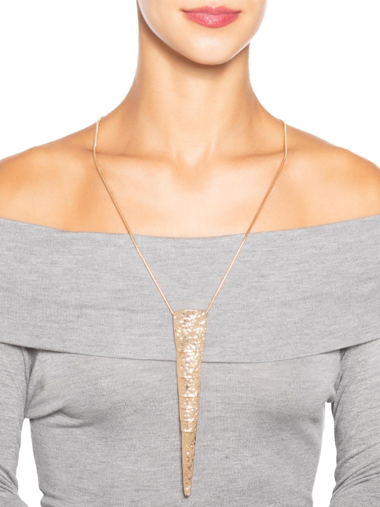 Colar Feminino Com Pingente Texturizado Dourado Market 33