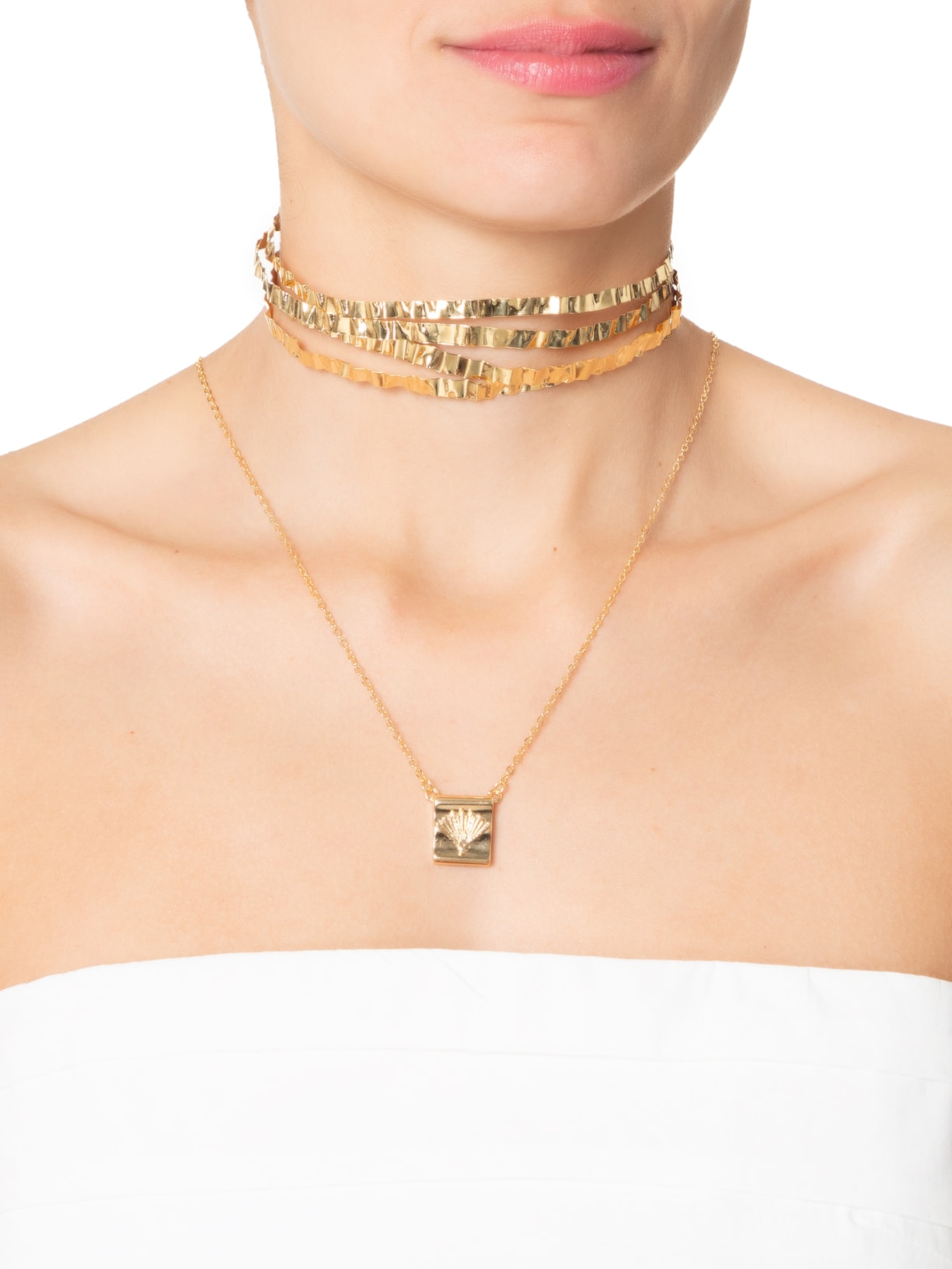 Colar Feminino Gargantilha Sevilha Dourado Triana