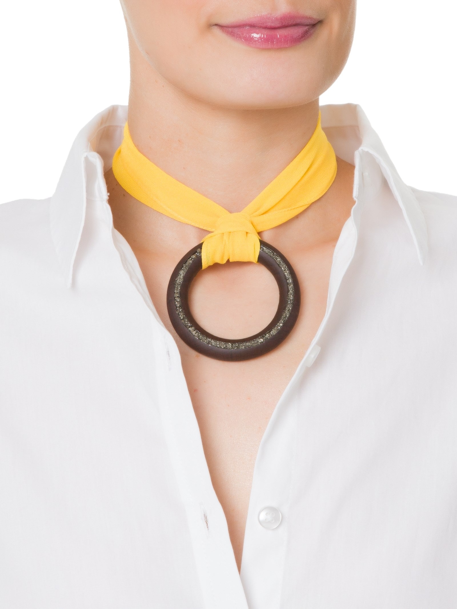 COLAR FEMININO LENÇO DE SEDA C/ ARGOLA - AMARELO - '2ESSENTIAL