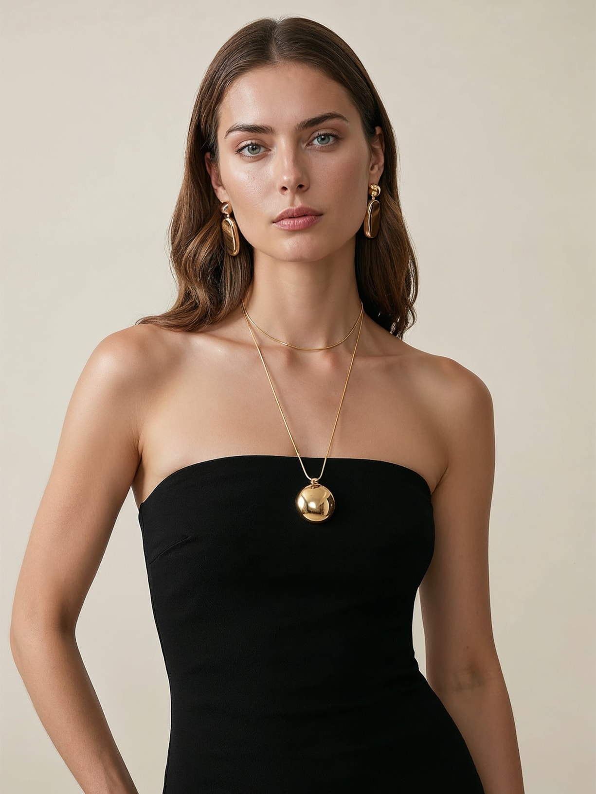 Colar Feminino Naomi Dourado Erre