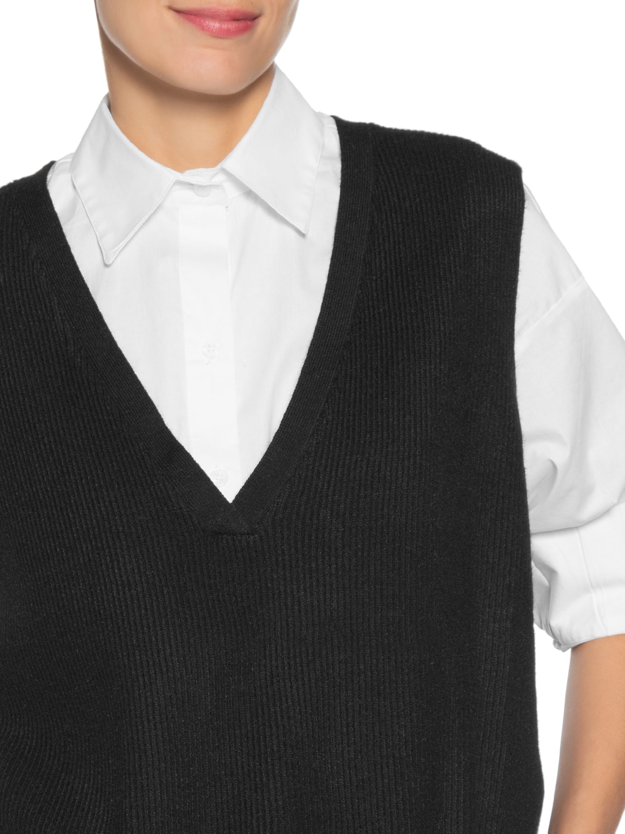 Colete Feminino Decote V Em Tricot Preto '2Essential