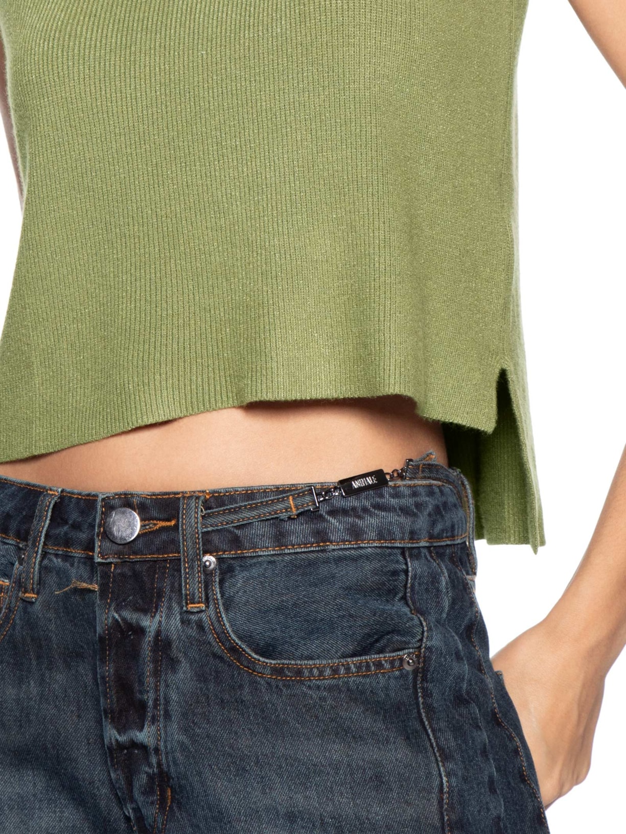 Colete Feminino em Tricot Gola V Verde Basiq