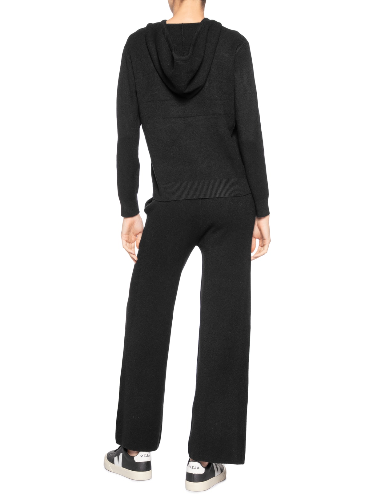 Conjunto Feminino Em Tricot Com Capuz Preto Basiq