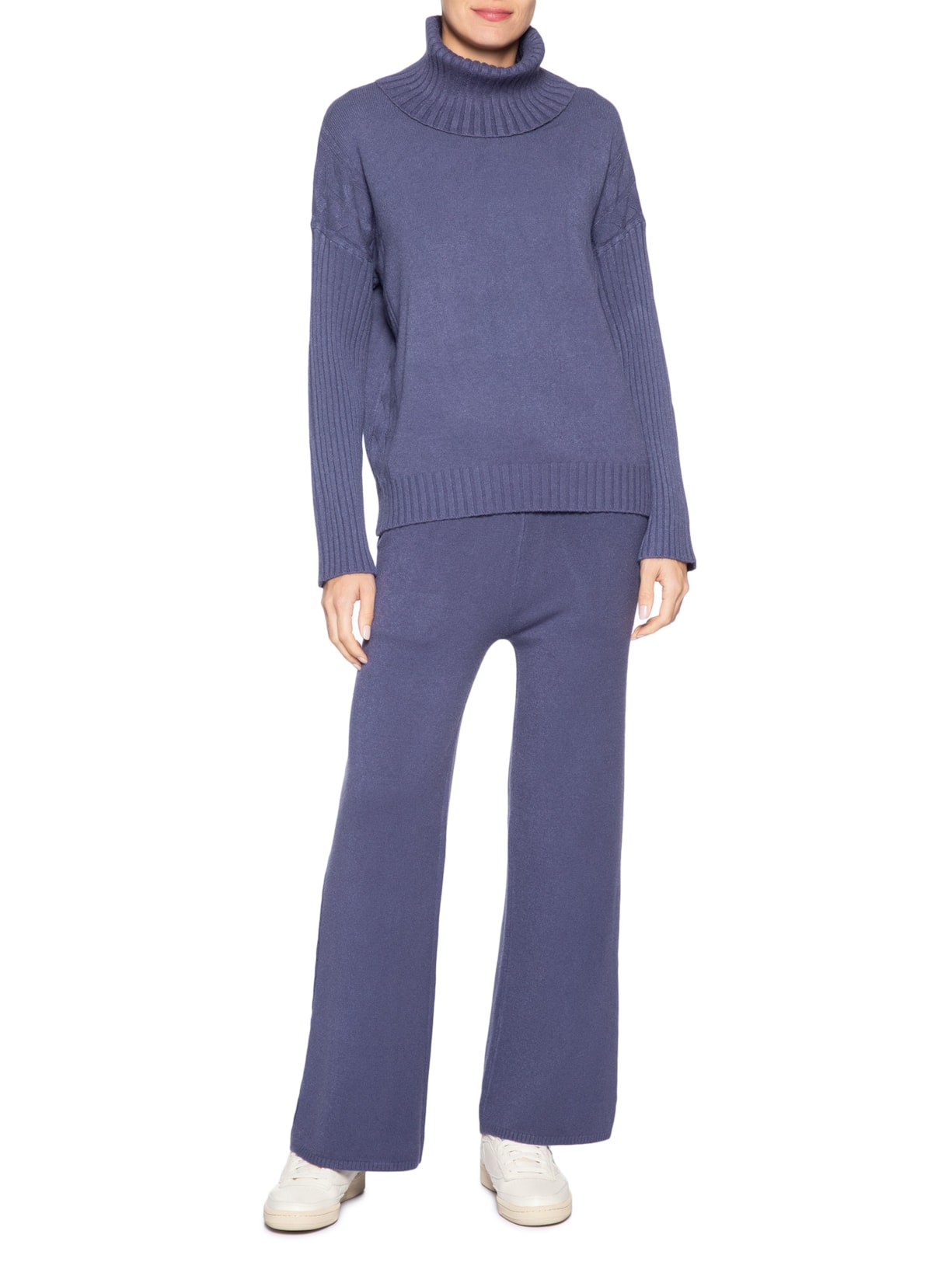 Conjunto Feminino Em Tricot Com Detalhe Texturizado Azul Basiq