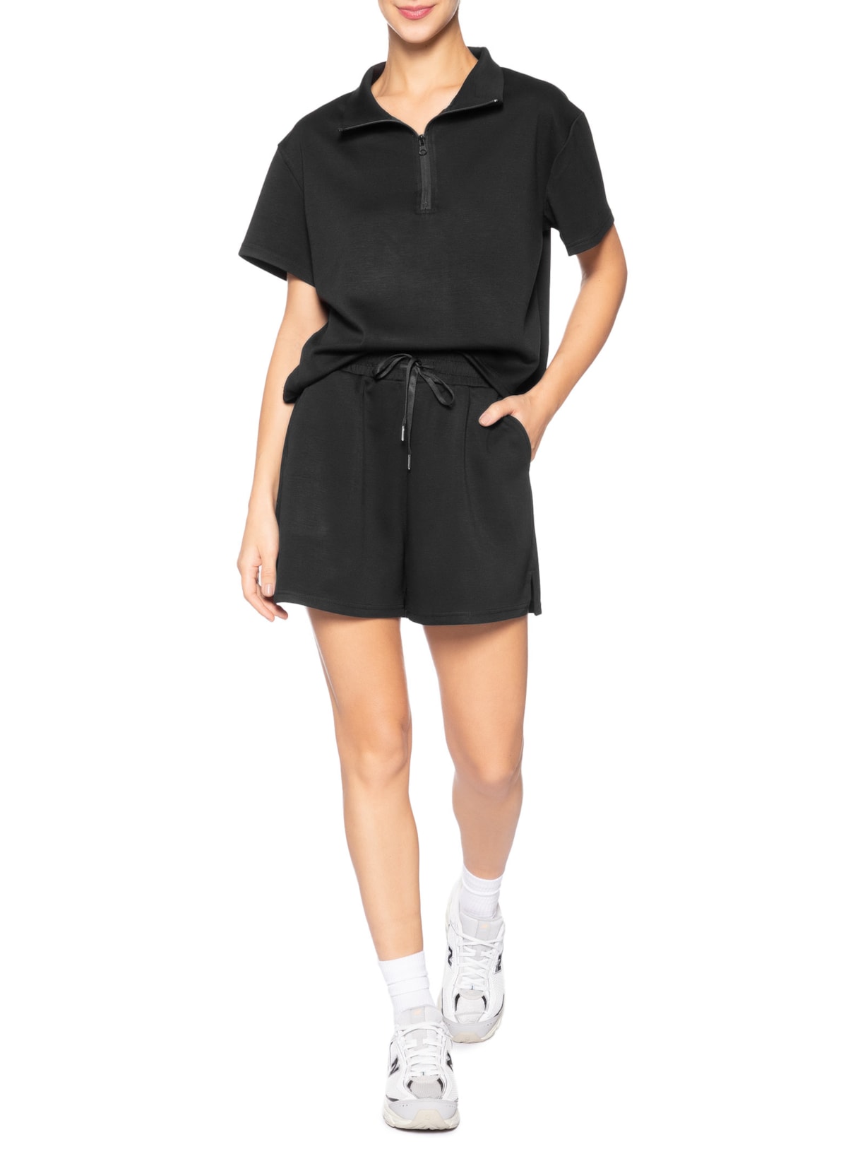 Conjunto Feminino Polo E Shorts Preto Basiq