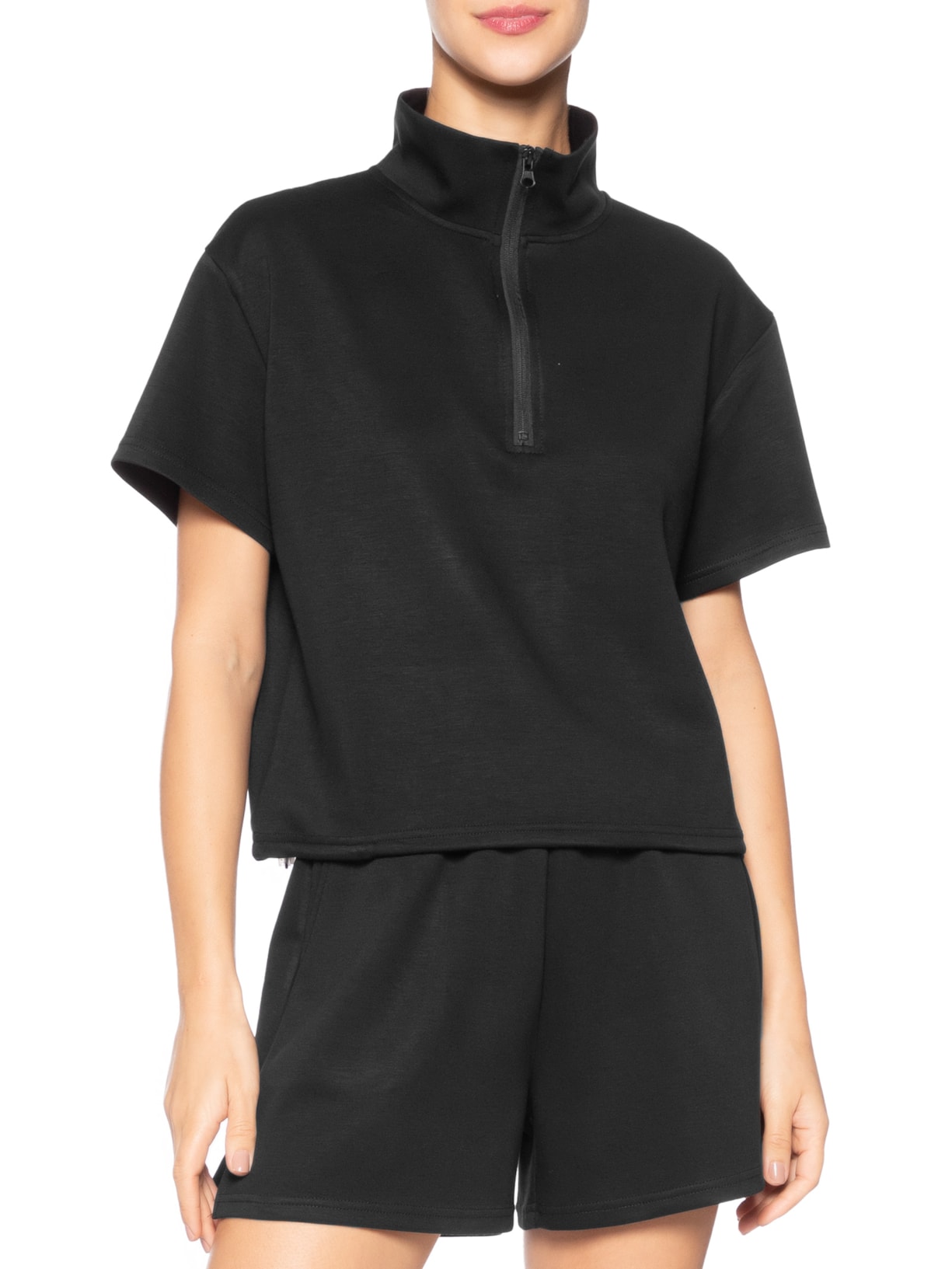 Conjunto Feminino Polo E Shorts Preto Basiq