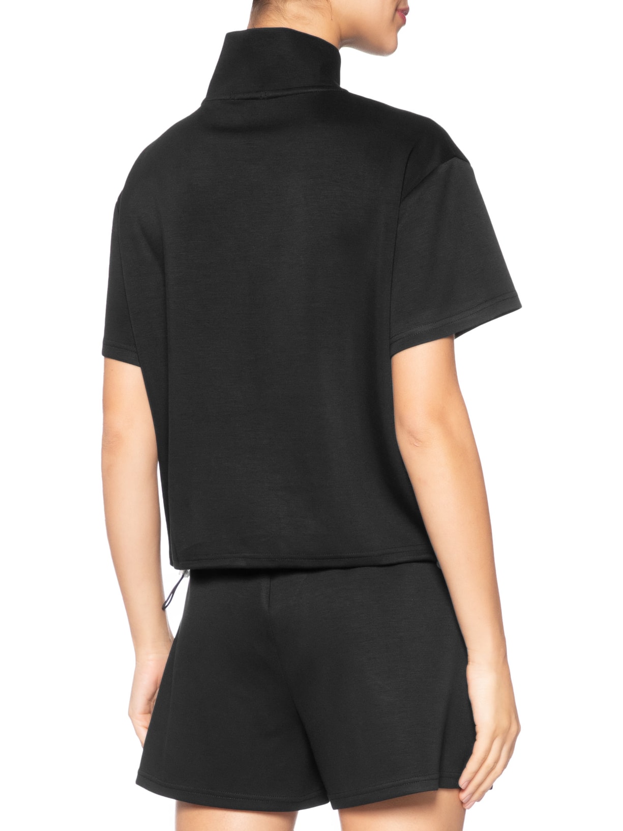 Conjunto Feminino Polo E Shorts Preto Basiq