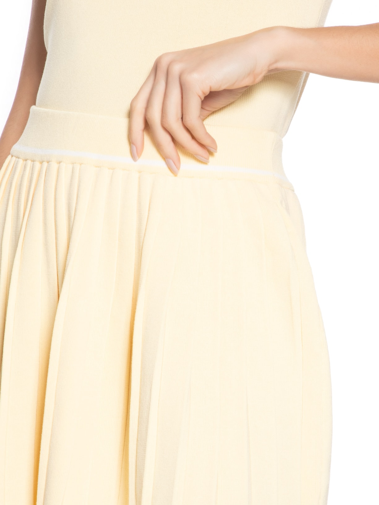 Conjunto Feminino Regata Polo E Saia Plissada Amarelo Market 33