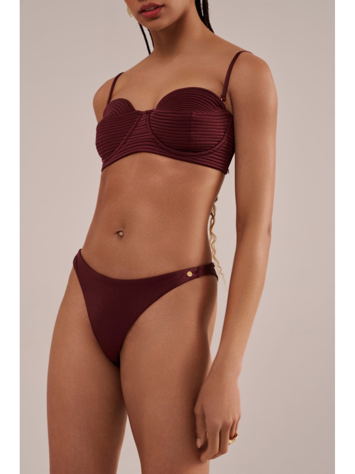 Conjunto Top Em Matelassê E Calcinha Mia Orla Cabernet Vermelho Suntime