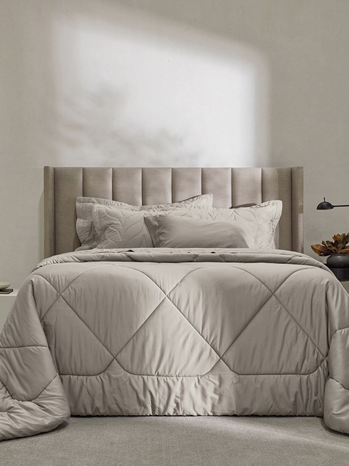 Edredom Grasso Casal Cetim 300 Fios Marmo Cinza Trussardi