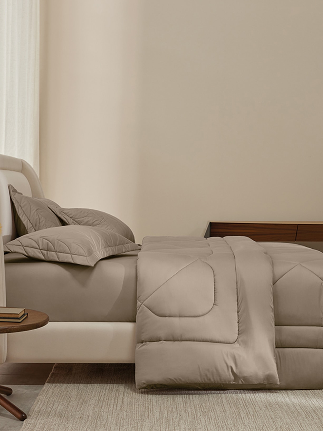 Edredom Grasso King Cetim 300 Fios Bege Trussardi