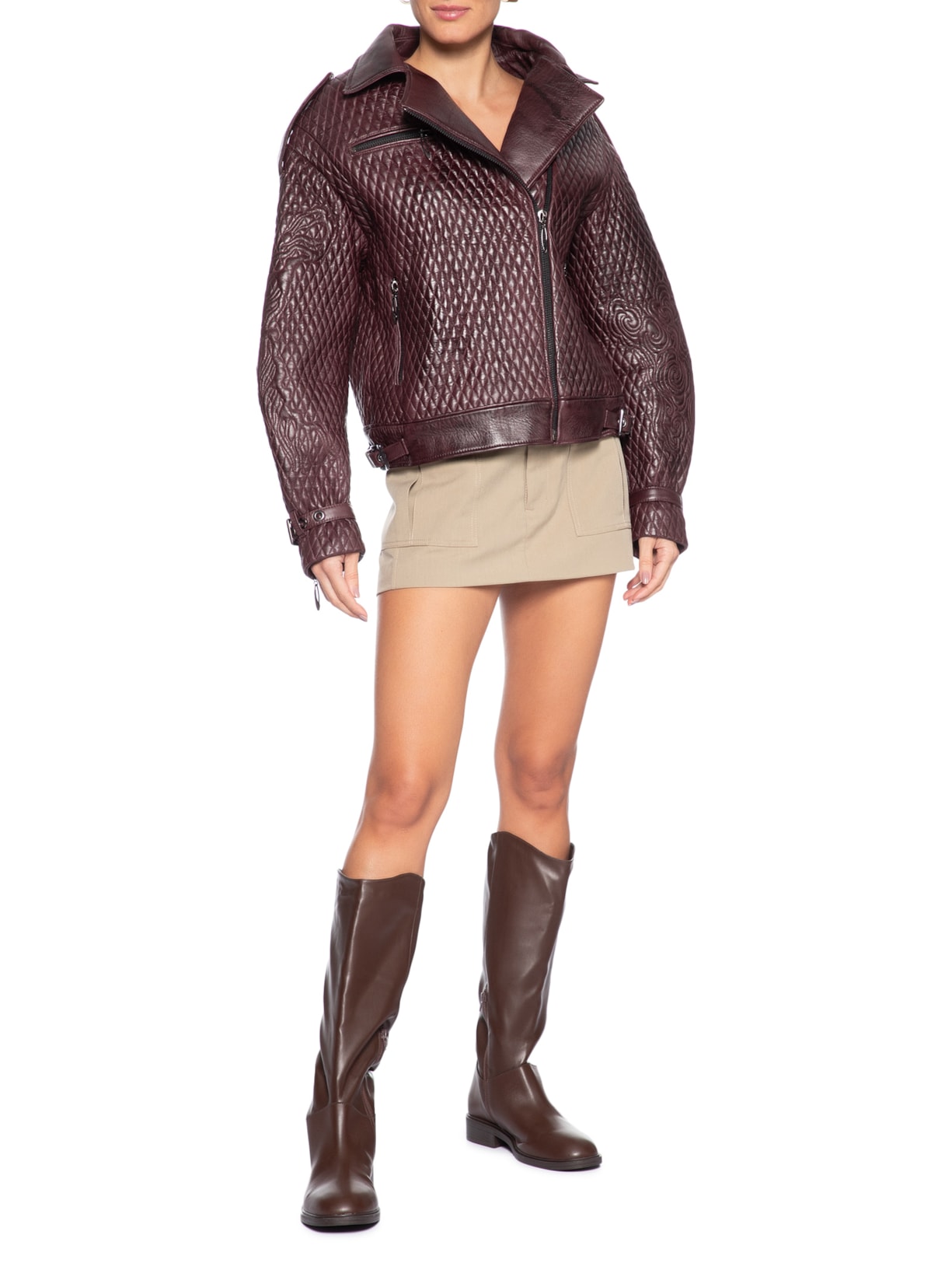 Jaqueta de Couro Feminina Oversized Com Detalhe De Matelassê Bordado Vermelho Animale