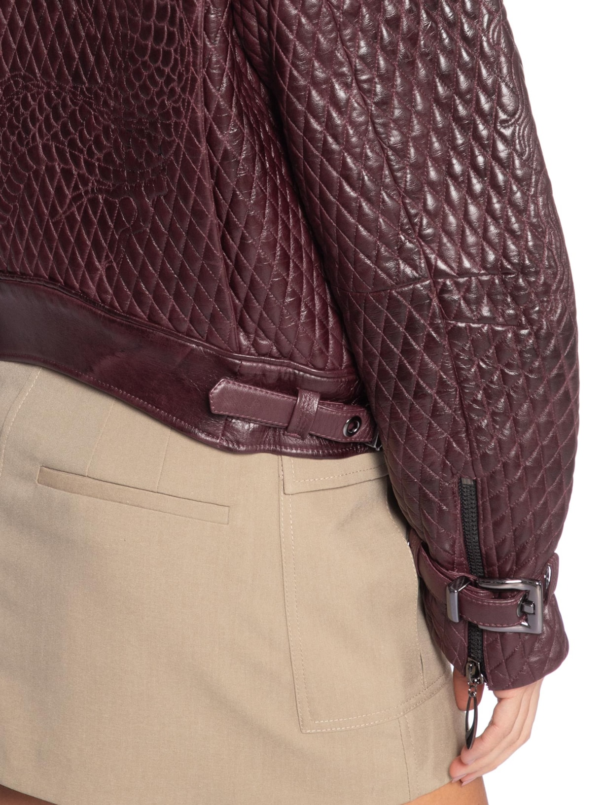 Jaqueta de Couro Feminina Oversized Com Detalhe De Matelassê Bordado Vermelho Animale