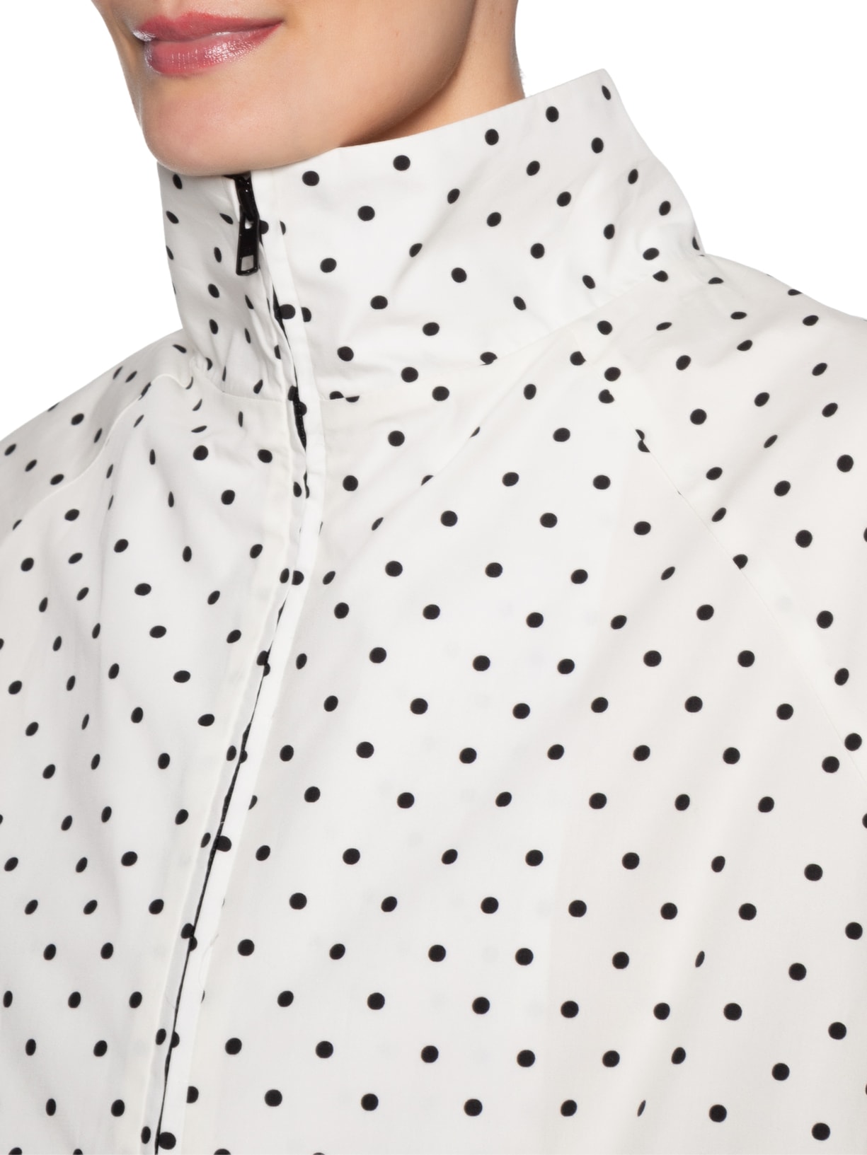 Jaqueta Feminina Capa Bomber Gola Alta Branco Andrea Marques