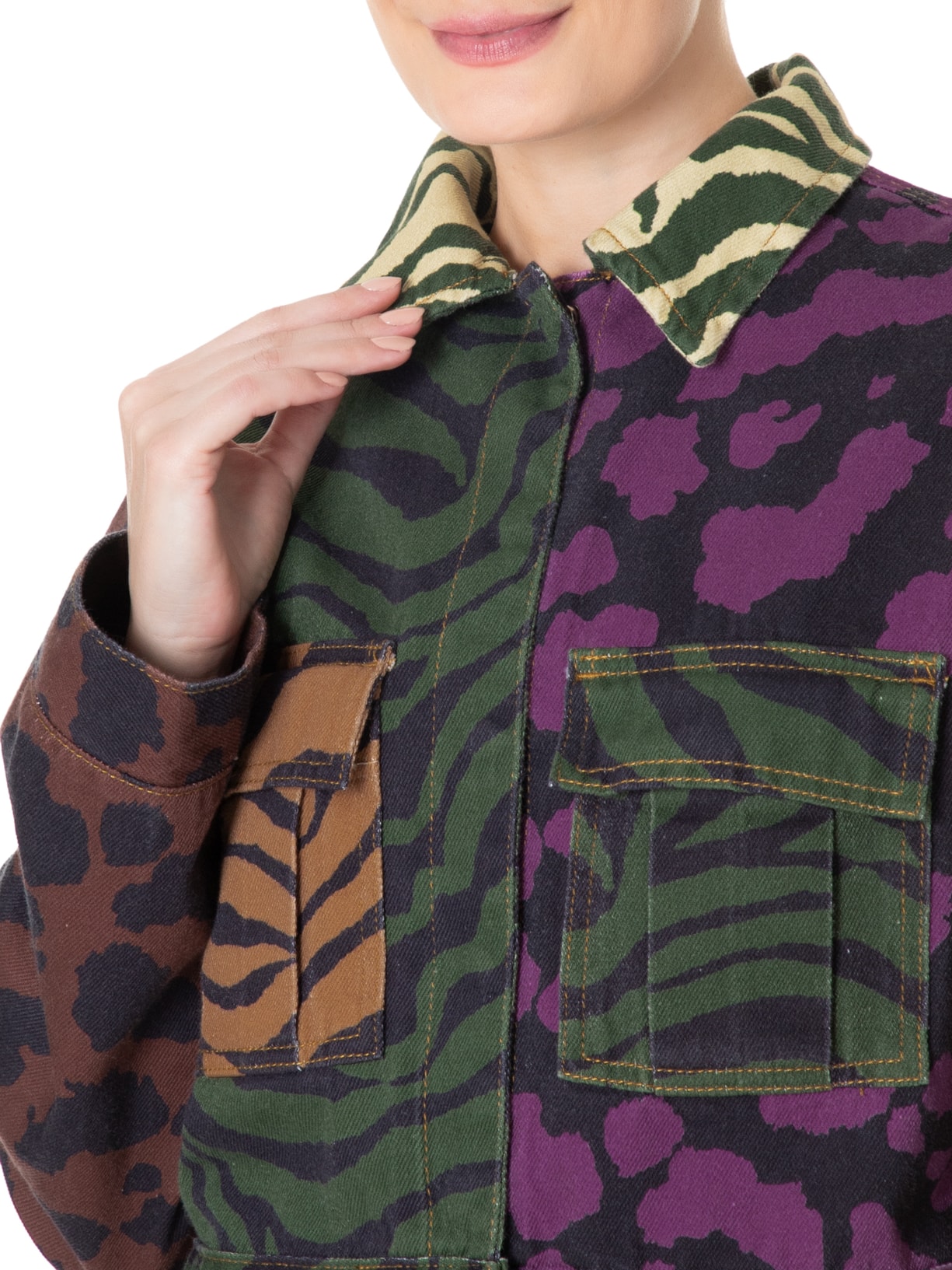 Jaqueta Feminina Cropped Sarja Patch Selvativa Animal Print Farm