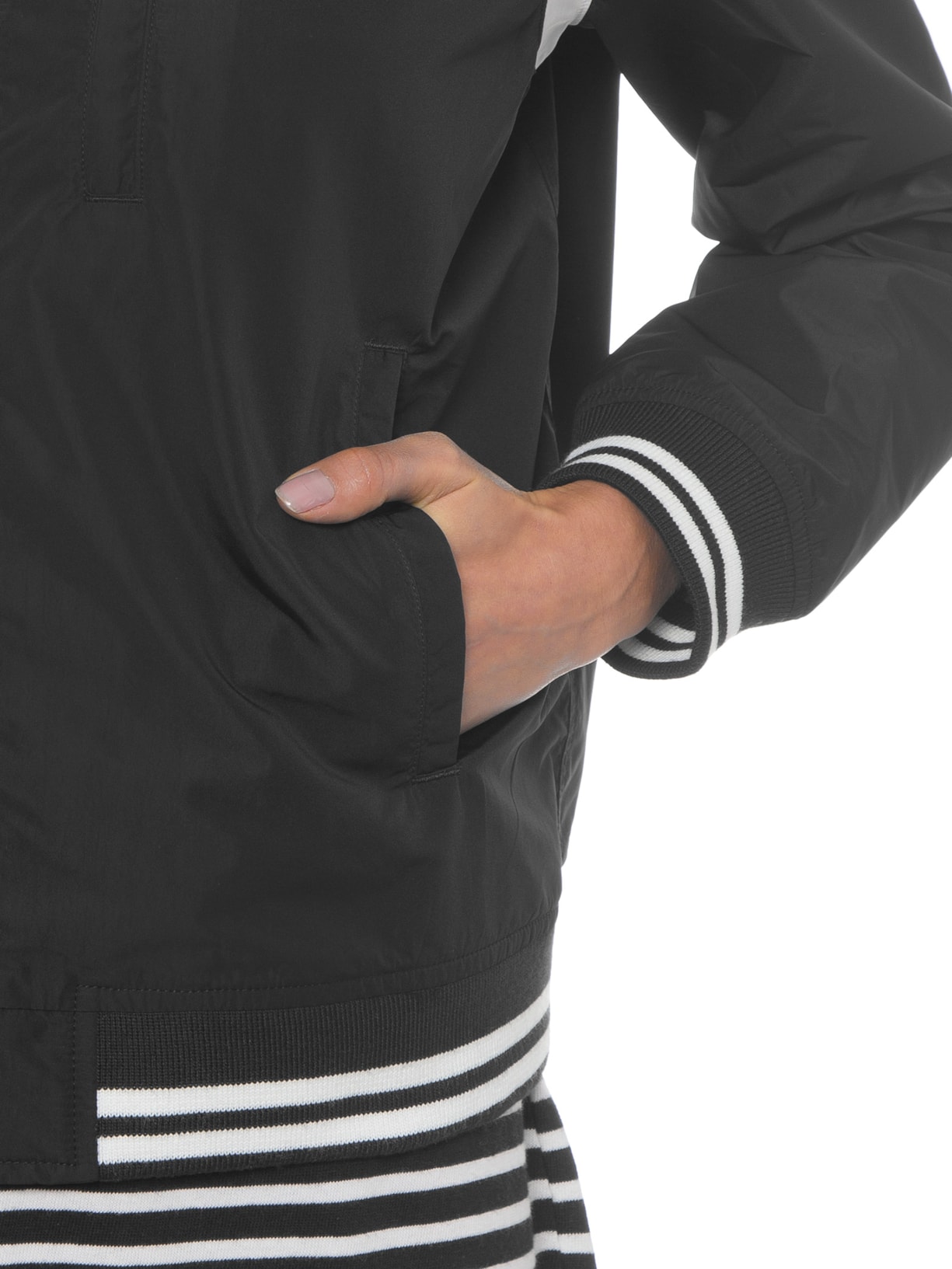 Jaqueta Feminina Manga Longa Preto Levi's