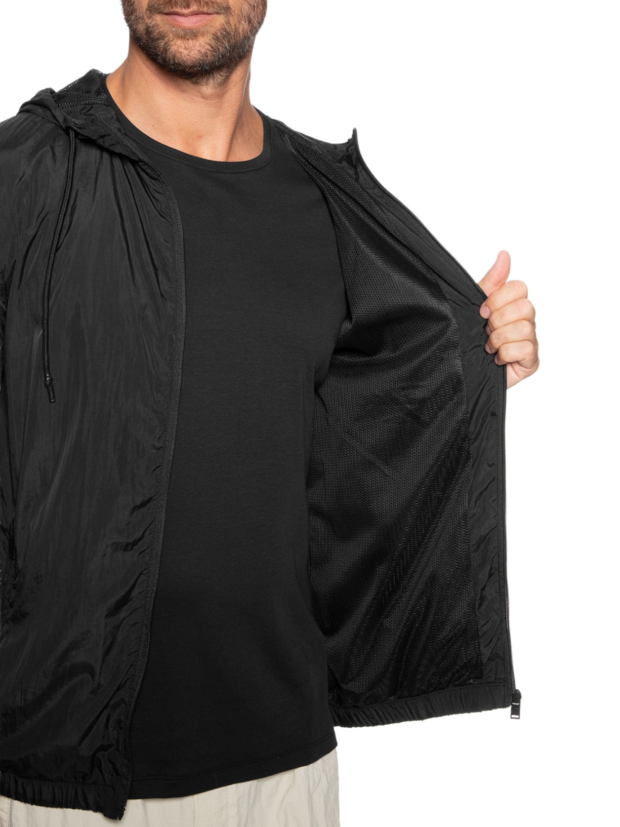 Jaqueta Masculina Corta Vento Com Gorro Preto Basiq Men