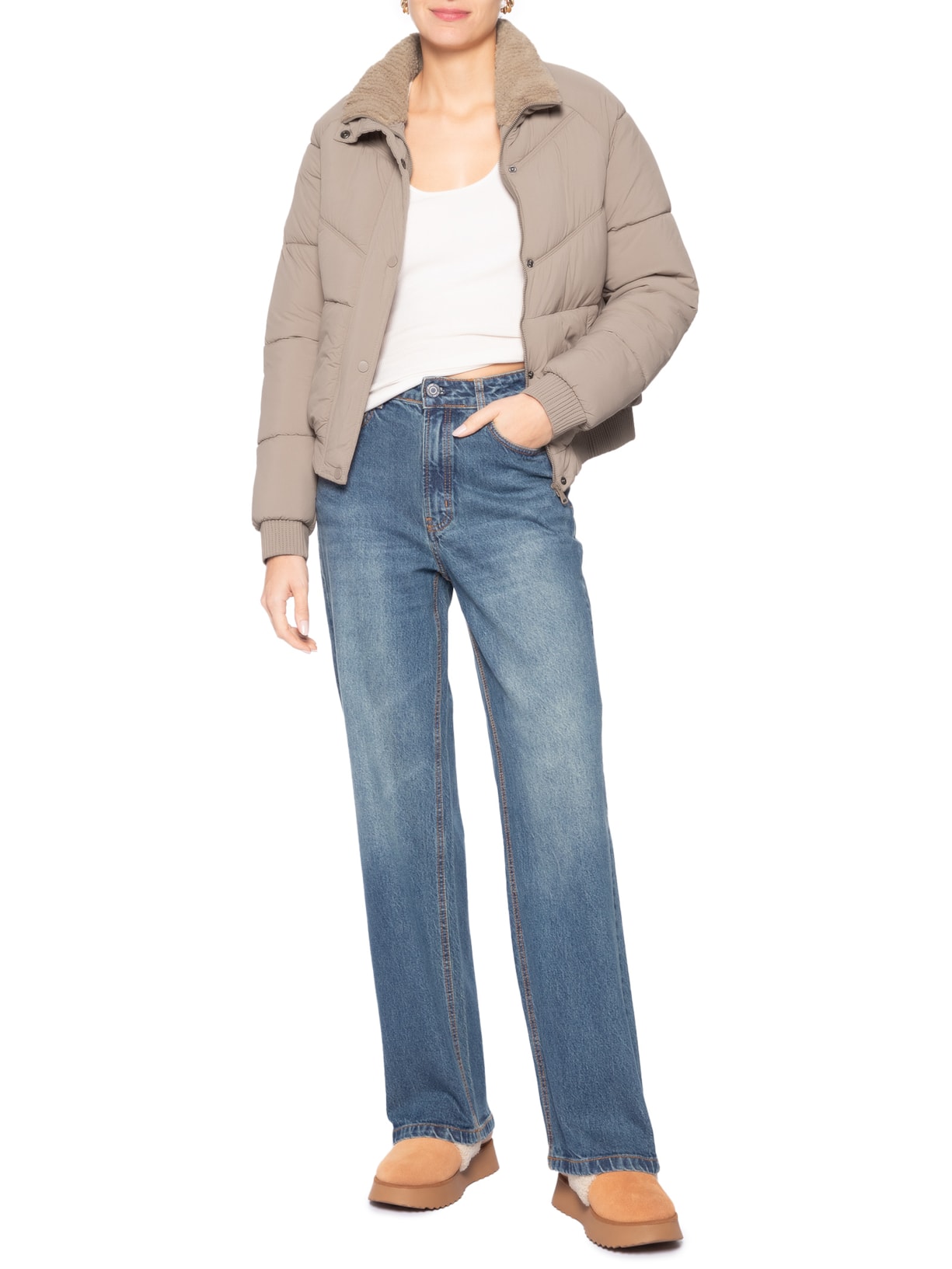 Jaqueta Puffer Feminina Com Forro Peluciado Bege Market 33