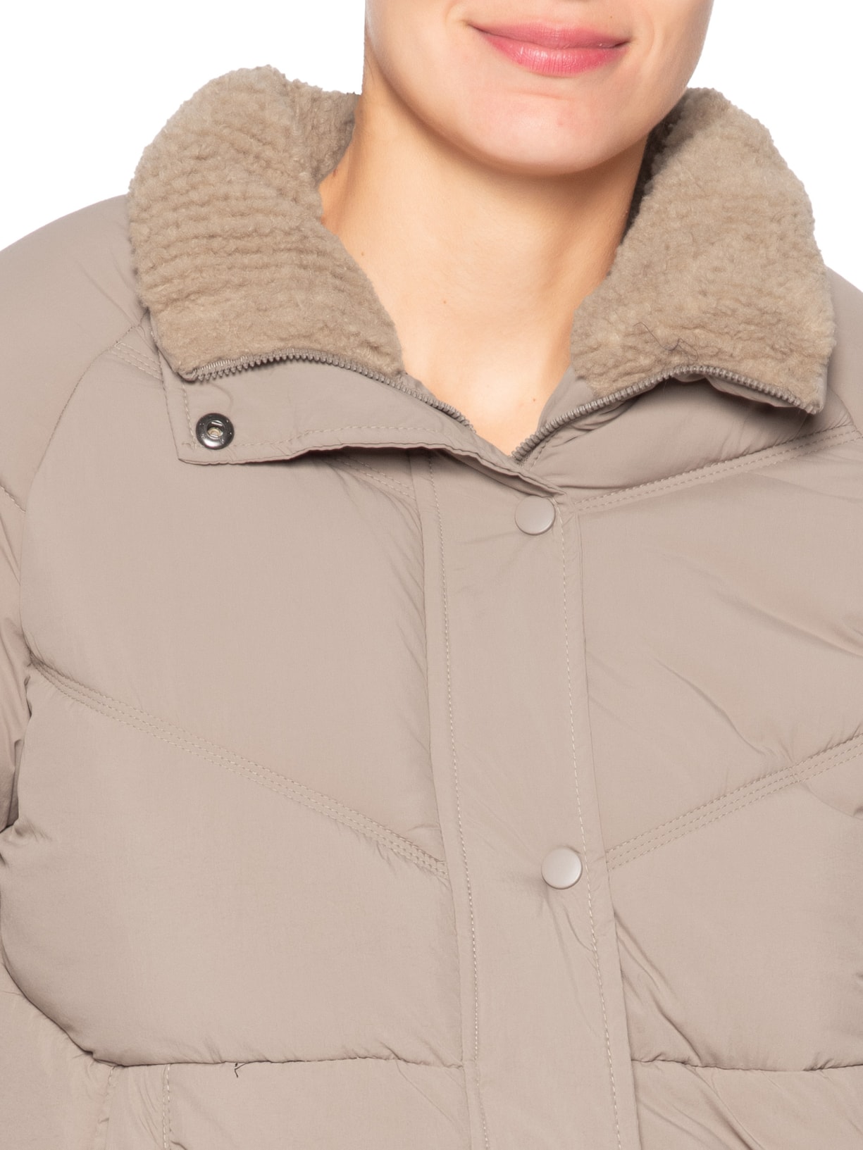 Jaqueta Puffer Feminina Com Forro Peluciado Bege Market 33