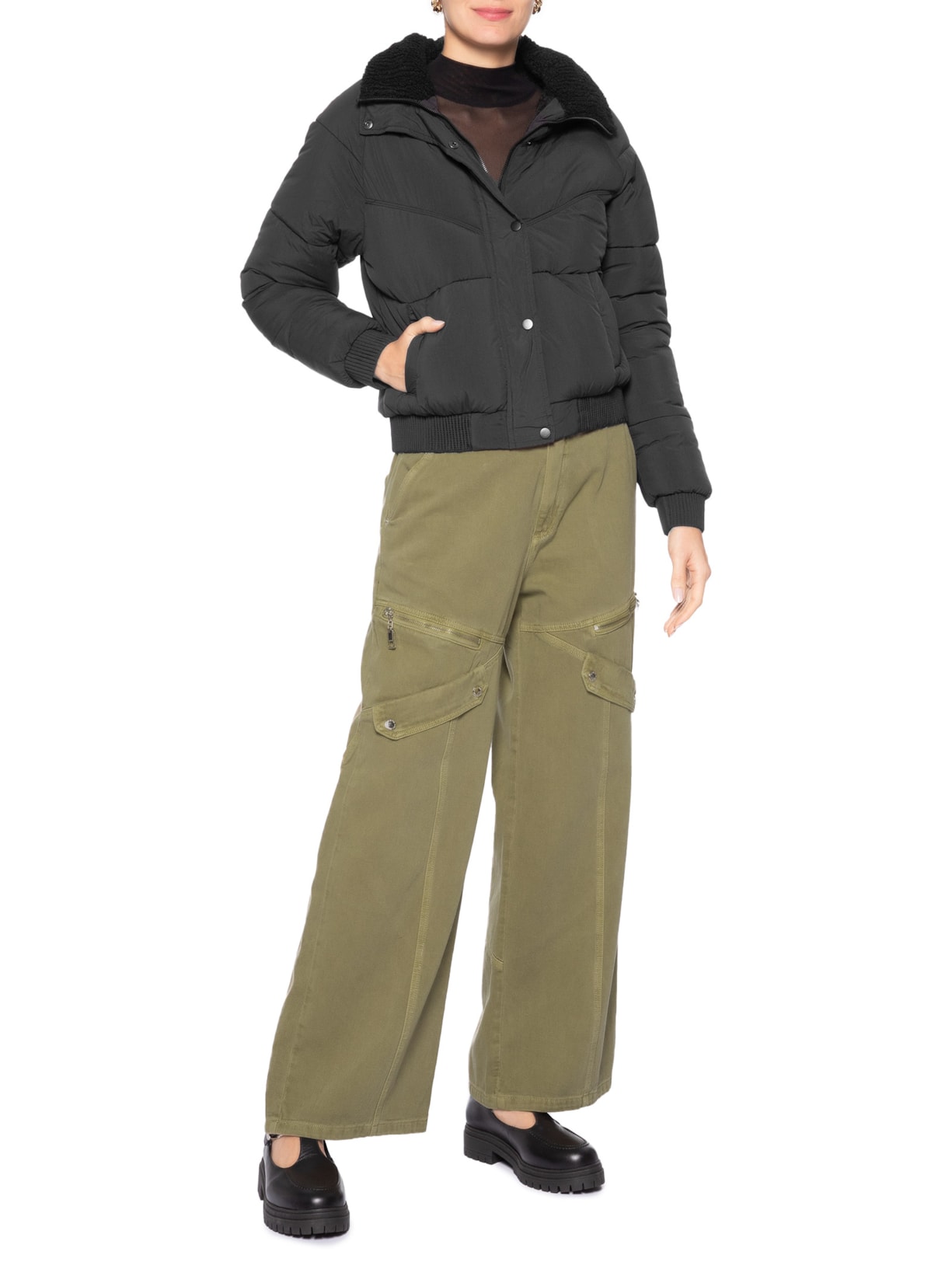 Jaqueta Puffer Feminina Com Forro Peluciado Preto Market 33