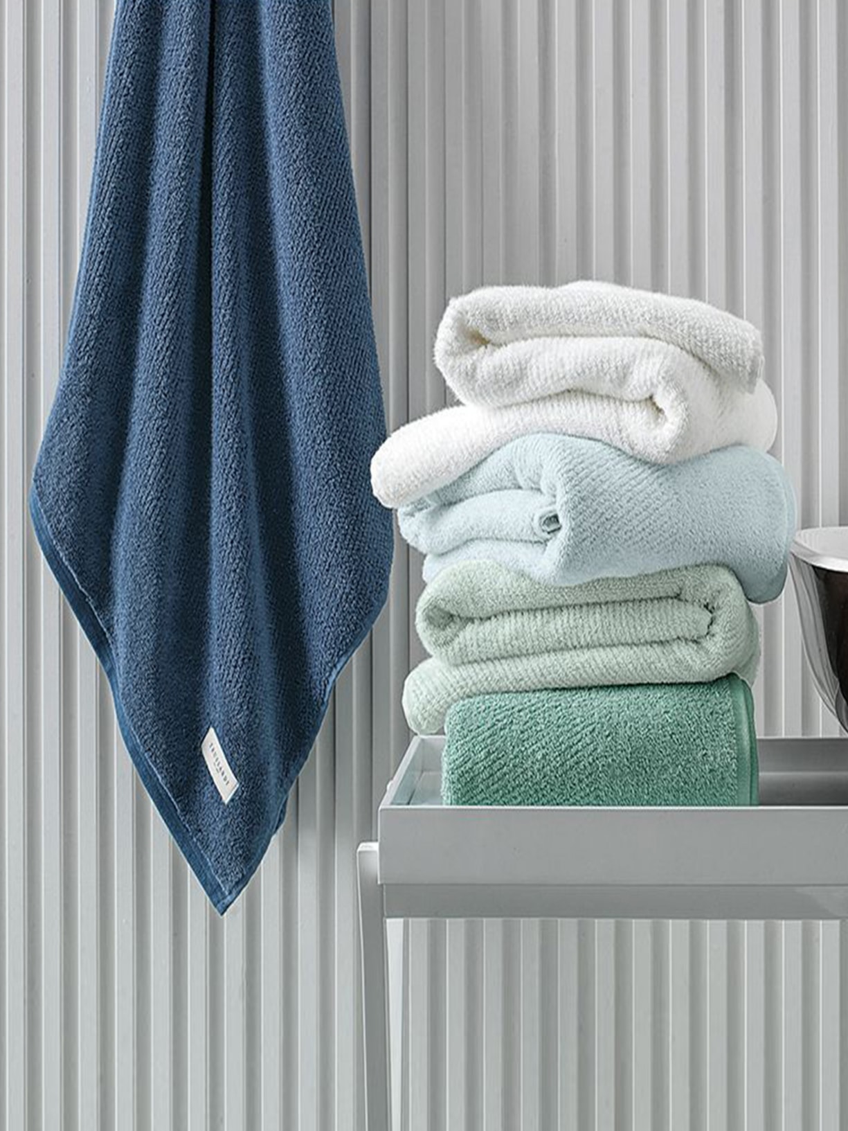 Jogo de Banho Em Algodão Casteli 5 Peças Azul  Trussardi