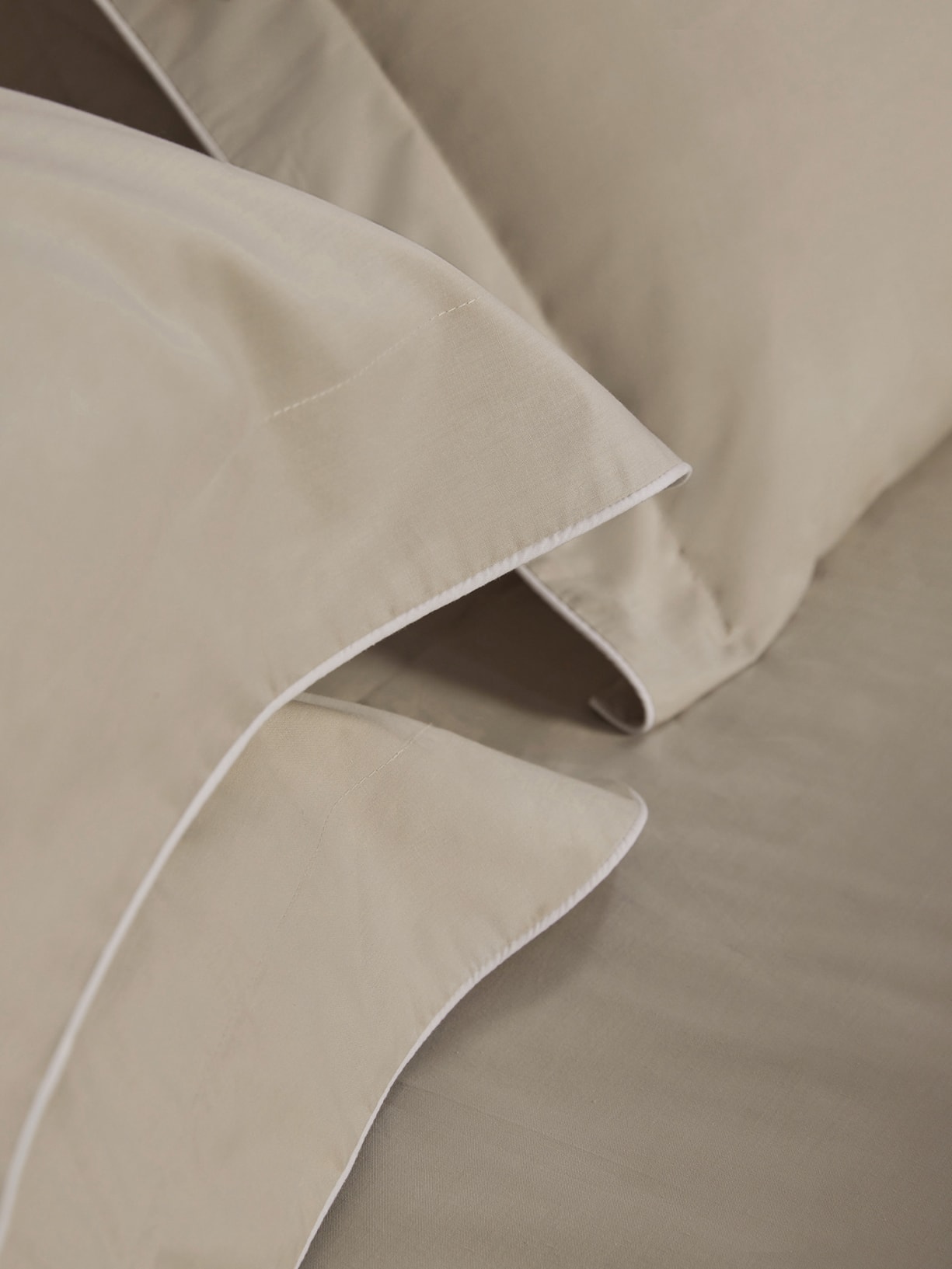 Jogo De Cama Casal 200 Fios Filetti Bege Trussardi