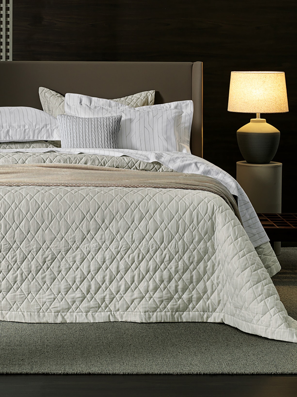 Jogo de Cama King 200 Fios Gran Canale Branco Trussardi