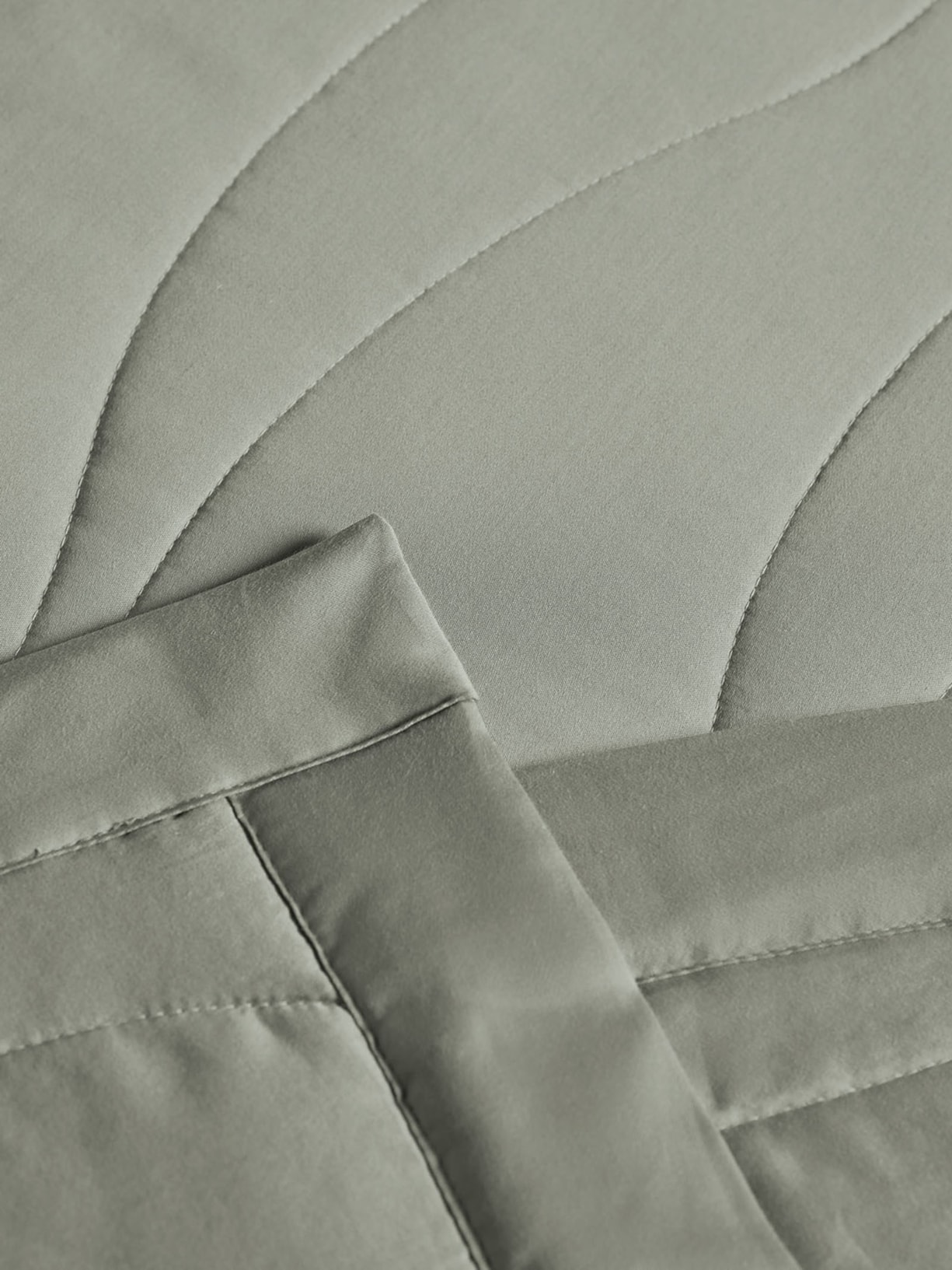 Jogo De Colcha Novara Cetim 300 Fios Kings Verde  Trussardi