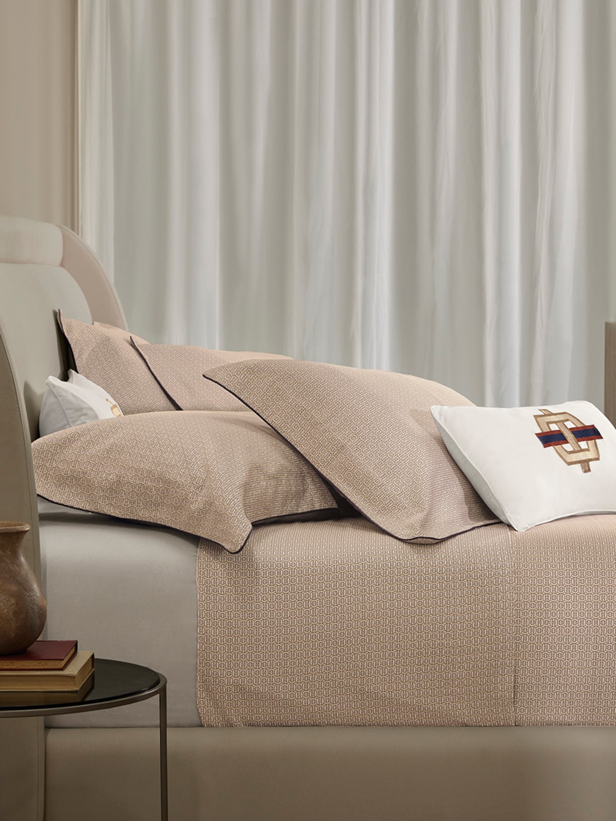 Jogo de Lençol Conessione Casal Cetim 200 Fios Bege Trussardi