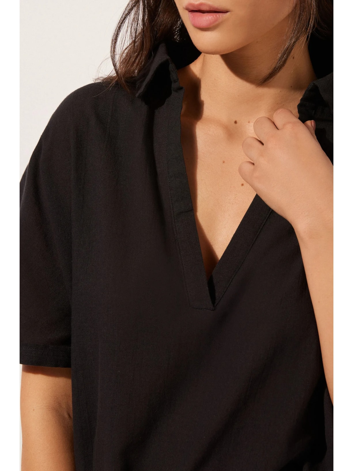 Kaftan Curto Com Cordão Ajustável Preto Calzedonia