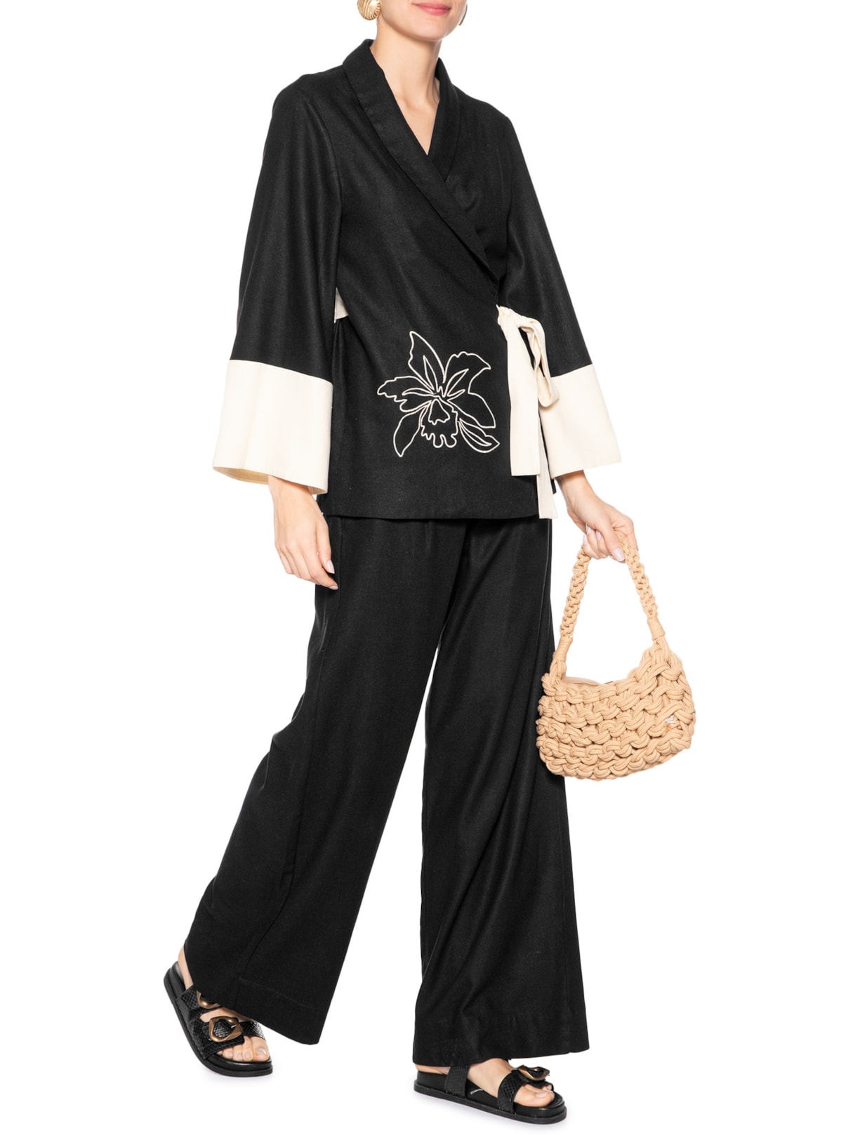 Kimono Feminino Linho Bordado Floral Preto Dress To