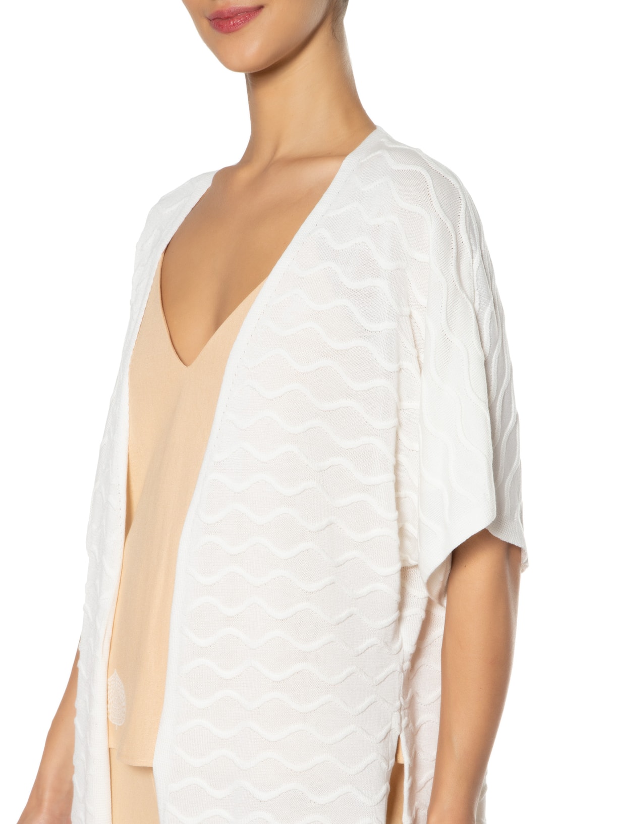 Kimono Feminino Tricot Nervuras Ondas Off White Maria Filó