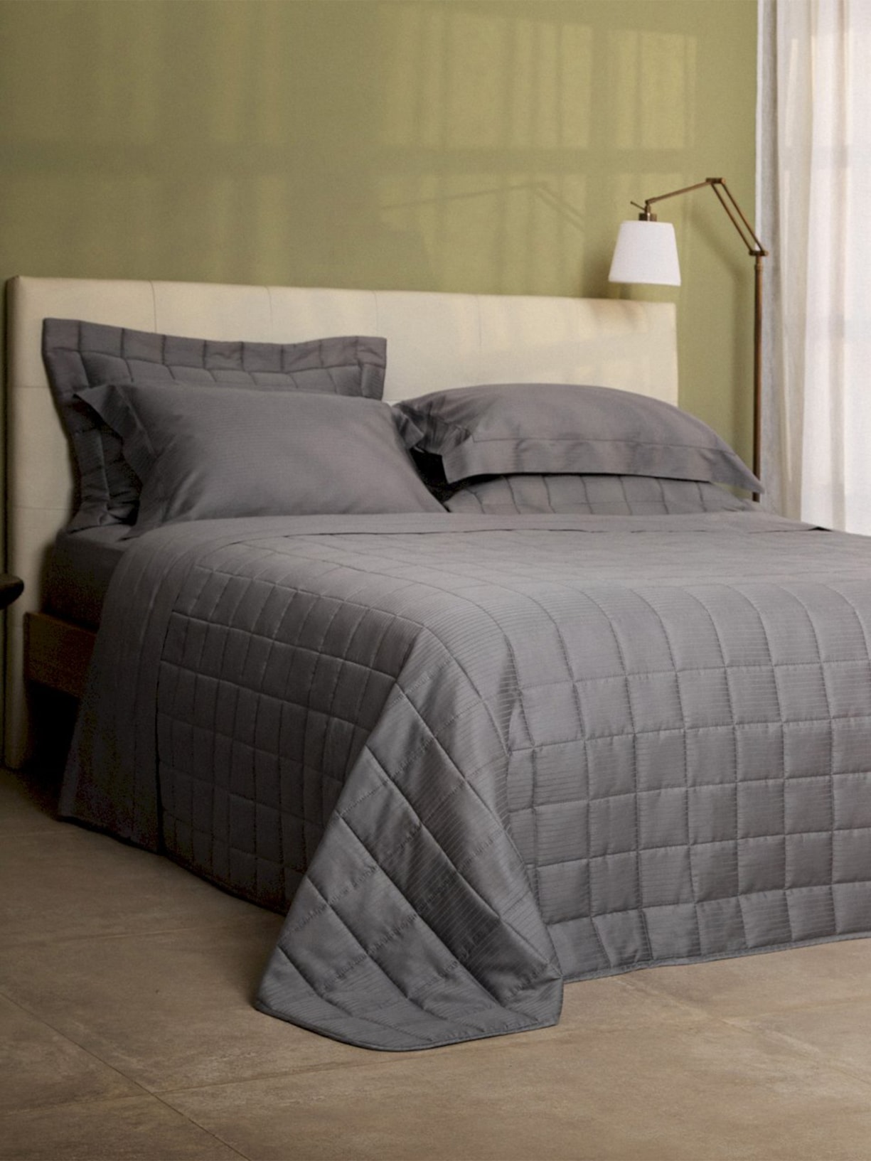 Kit Colcha Damask Stripes Queen Cetim 300 Fios 3 Peças Cinza Buddemeyer