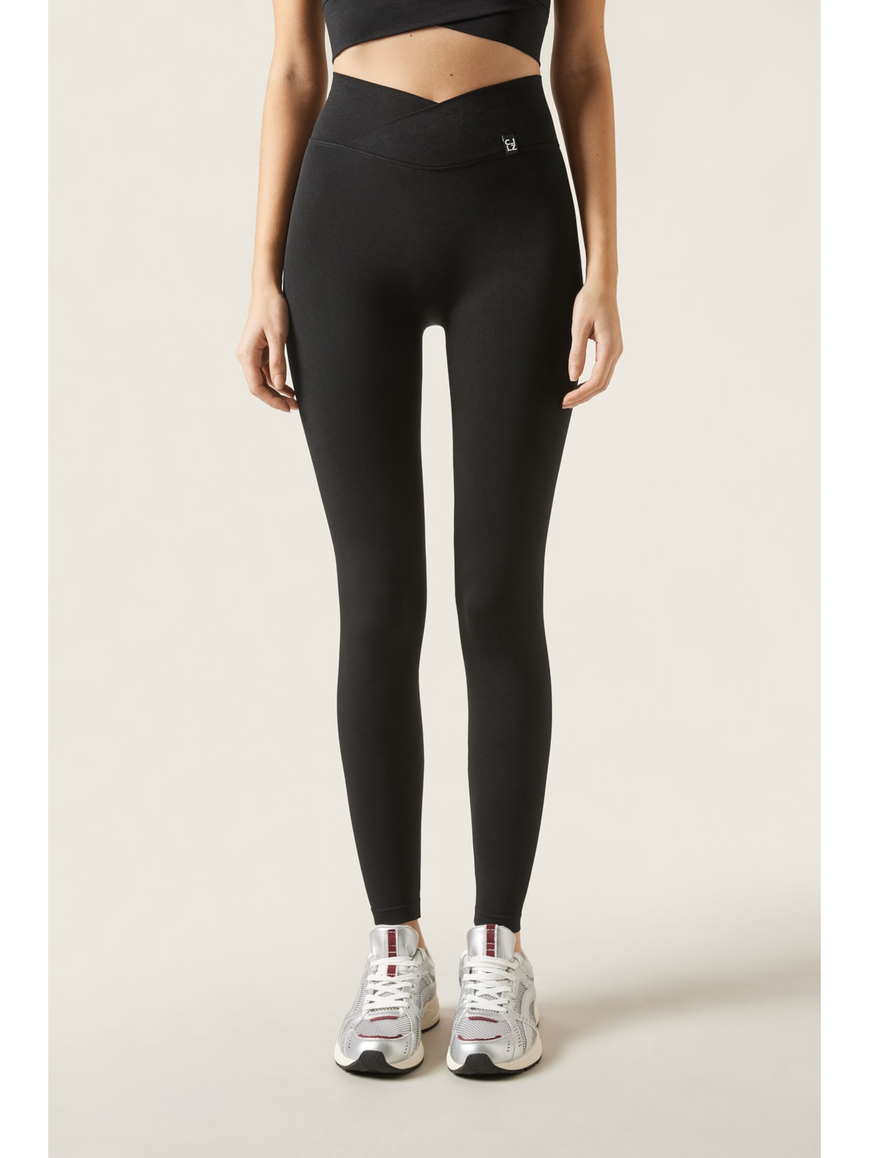 Legging De Cintura Alta Em v Preto Calzedonia
